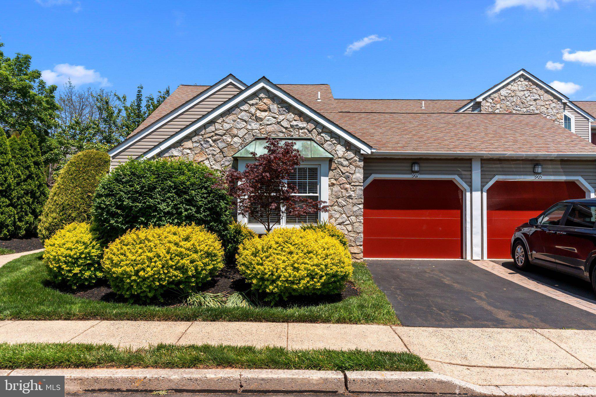Southampton, PA 18966,907 POTTERS PL