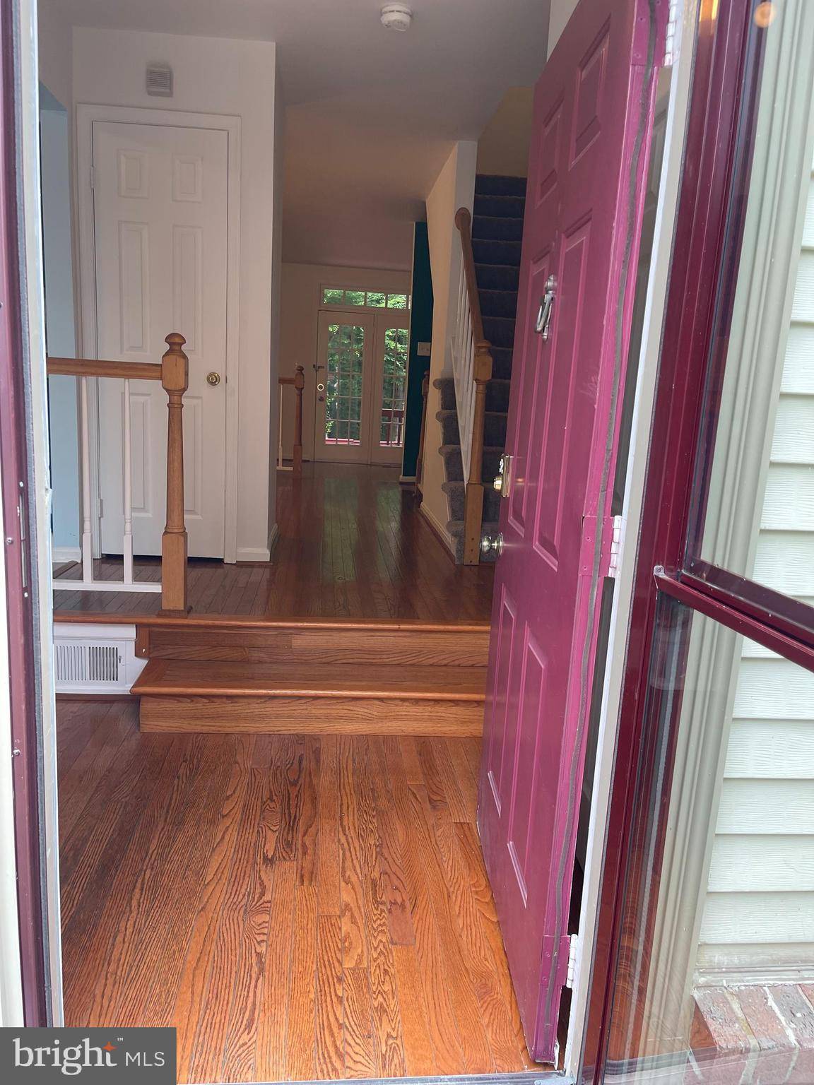 Springfield, VA 22152,7303 TREETOP HILL LN