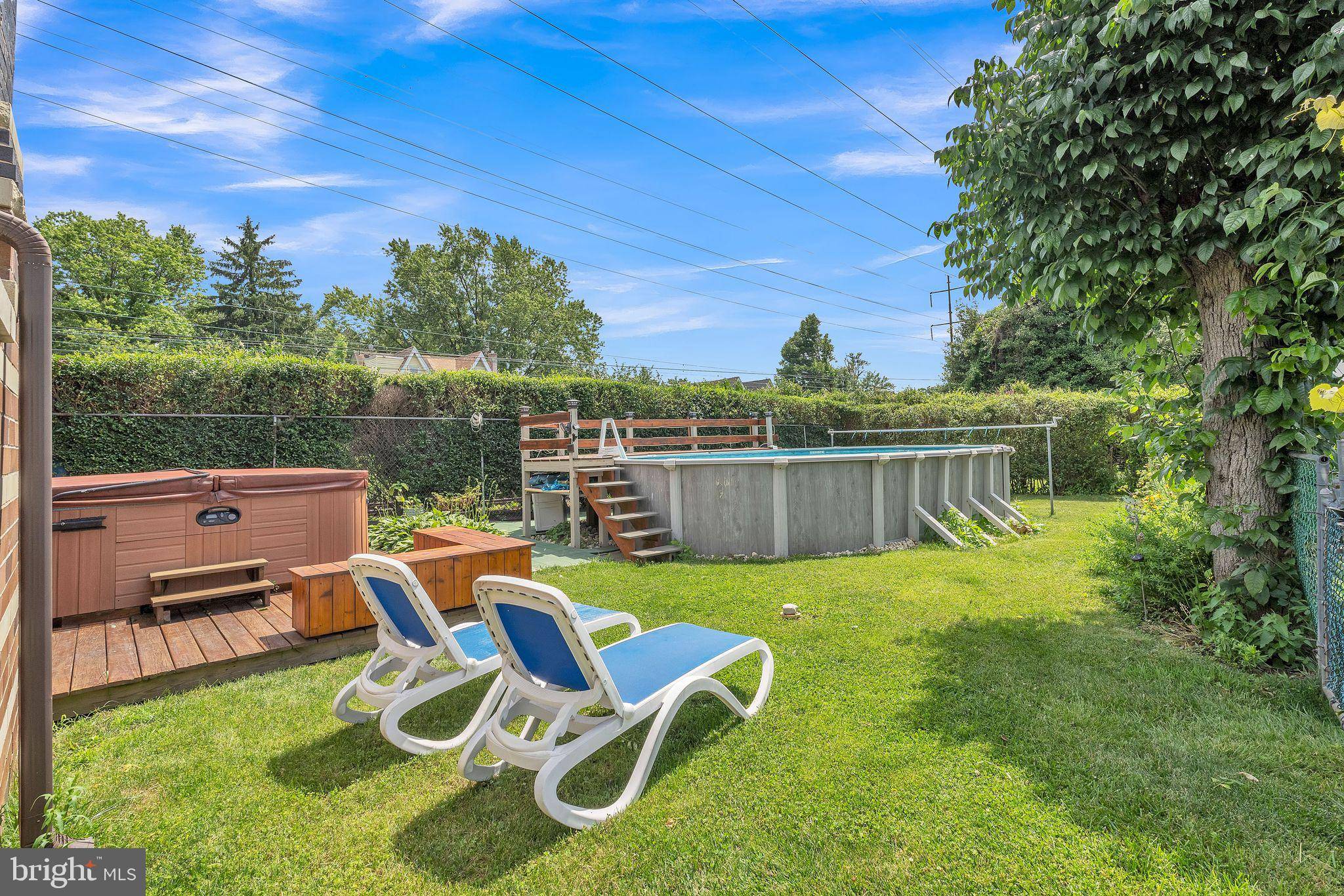 Glenolden, PA 19036,210 E ASHLAND AVE