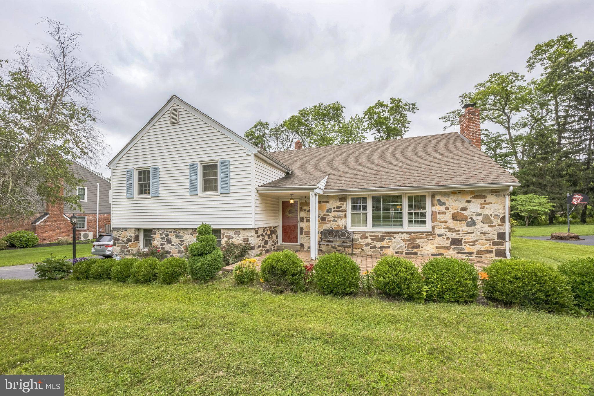 Villanova, PA 19085,146 WOODED LN