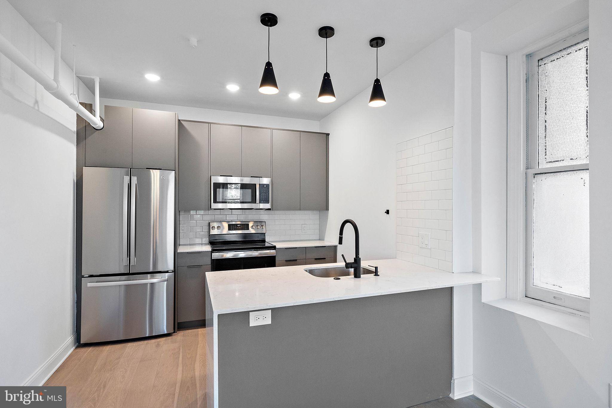 Wilmington, DE 19806,1308 DELAWARE AVE #2