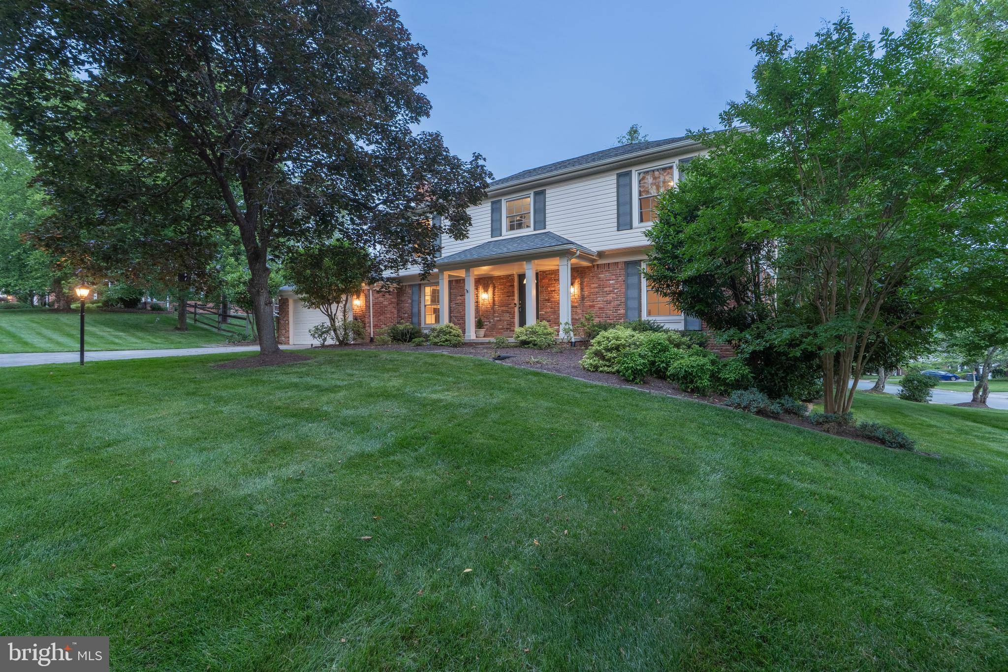 Potomac, MD 20854,8712 FOX RUN