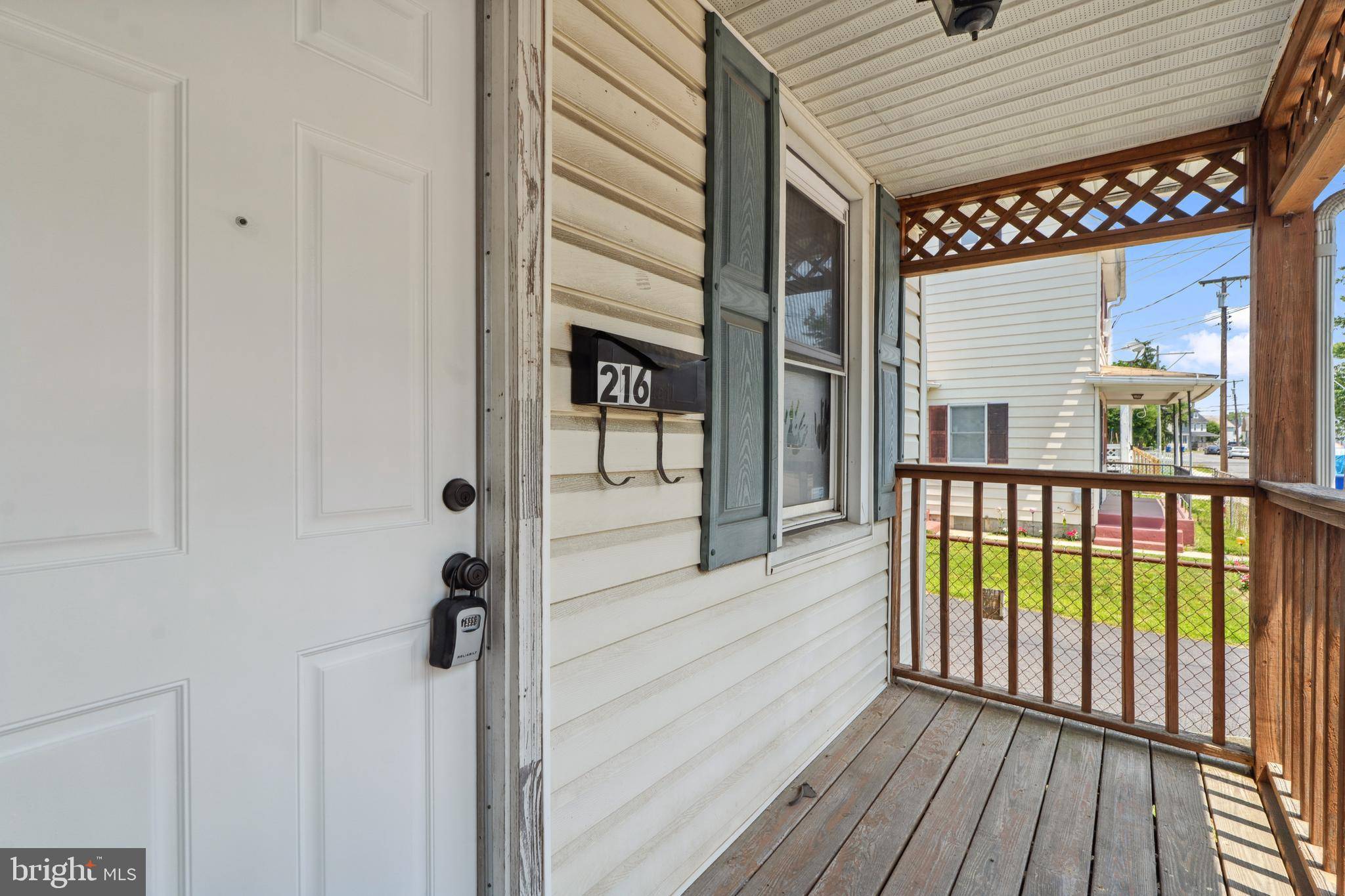 Millville, NJ 08332,216 MCNEAL ST W W