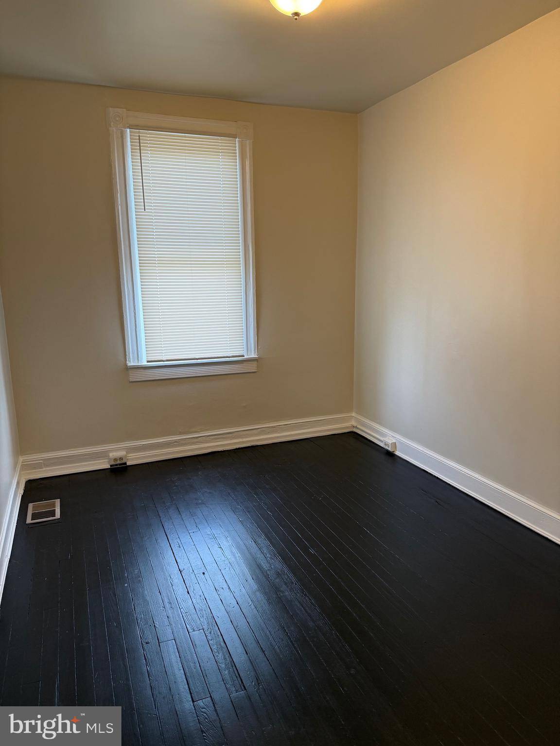 Baltimore, MD 21216,3030 PRESSTMAN ST