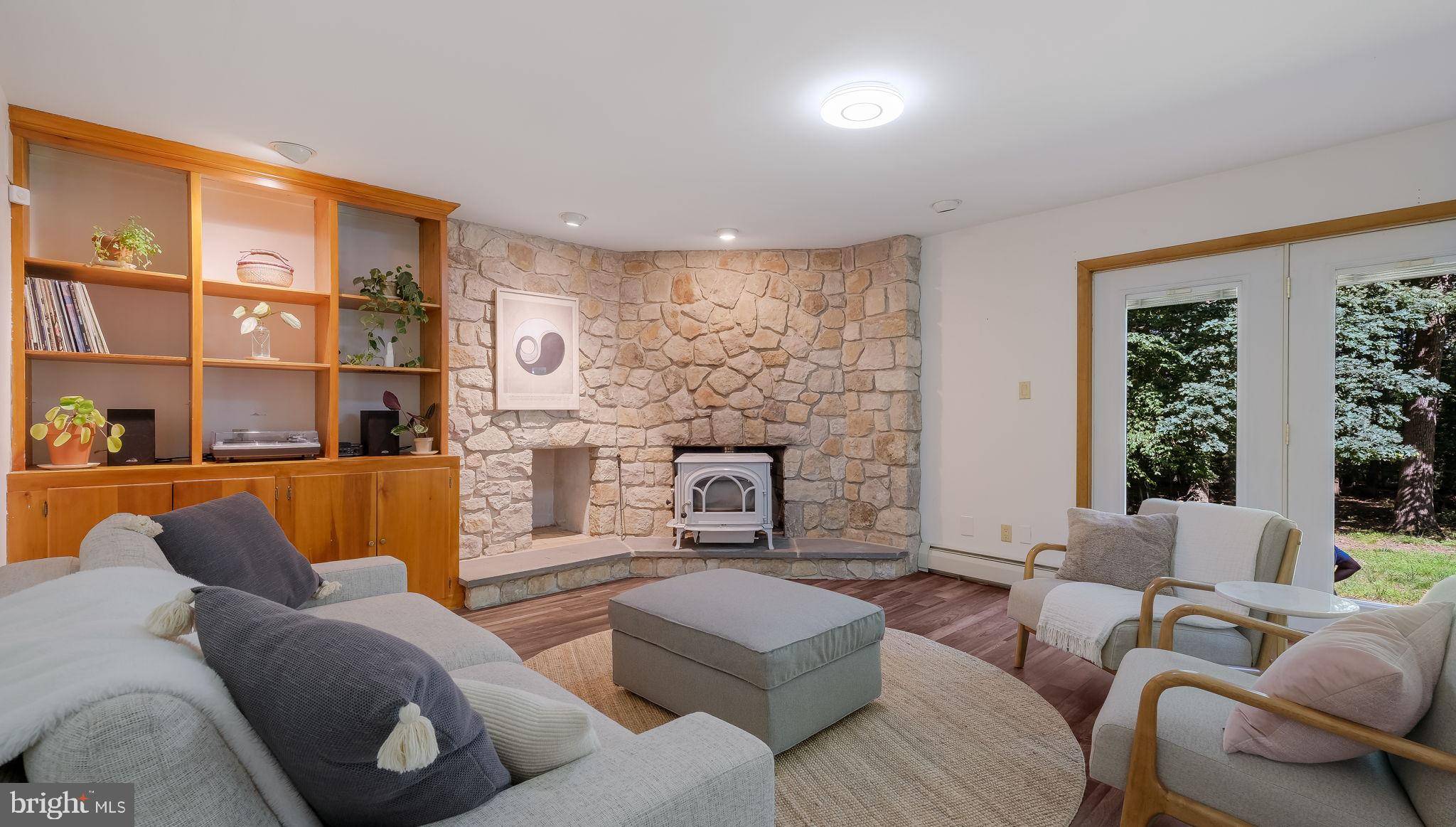 Doylestown, PA 18901,1140 FERRY RD