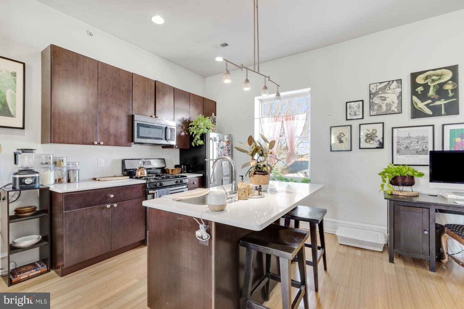 Philadelphia, PA 19125,2136 E DAUPHIN ST #301
