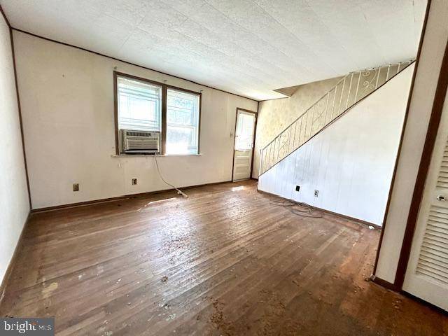 Glenolden, PA 19036,482 HIBBS AVE