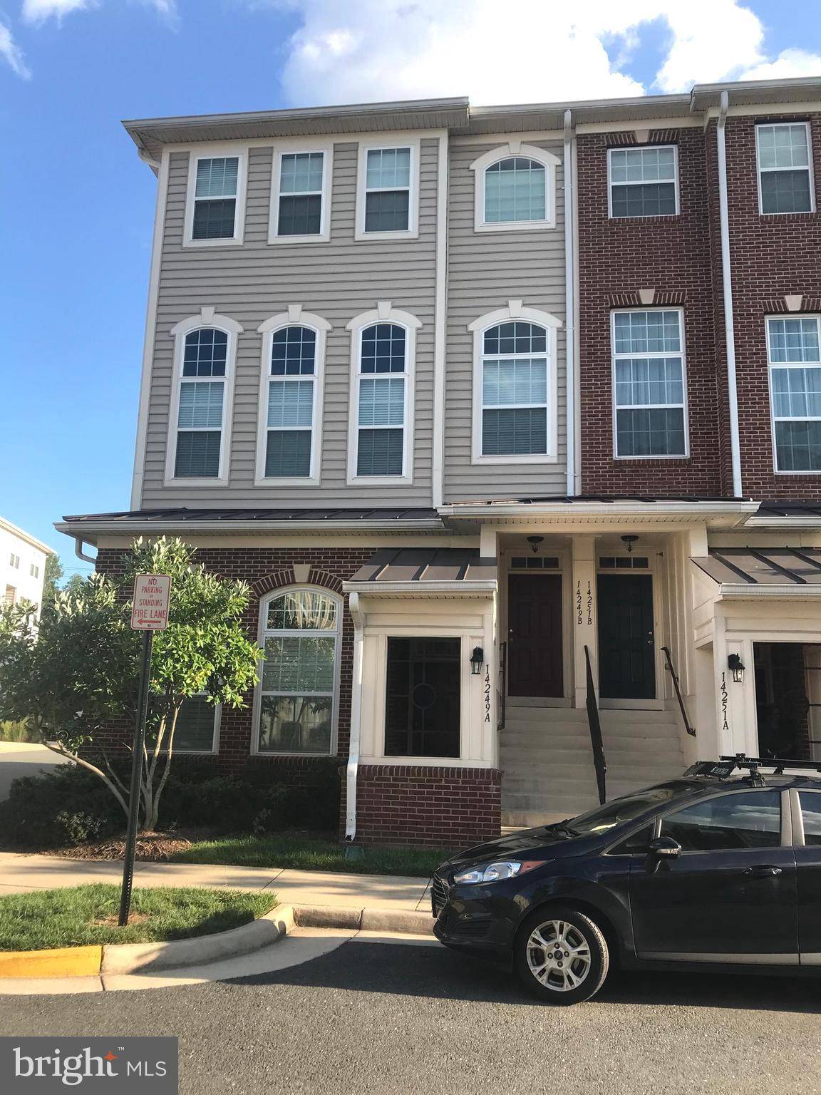 Centreville, VA 20121,14249-B WOVEN WILLOW LN #100