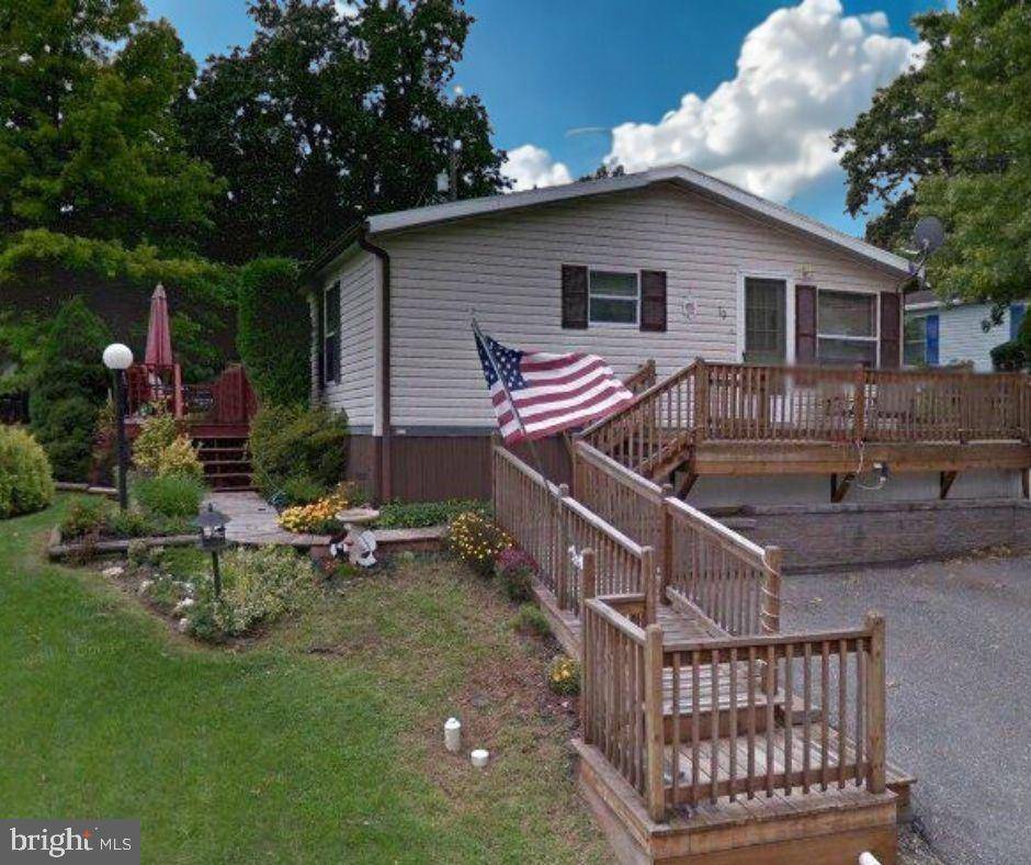 Elizabethtown, PA 17022,10 SUMMER DR