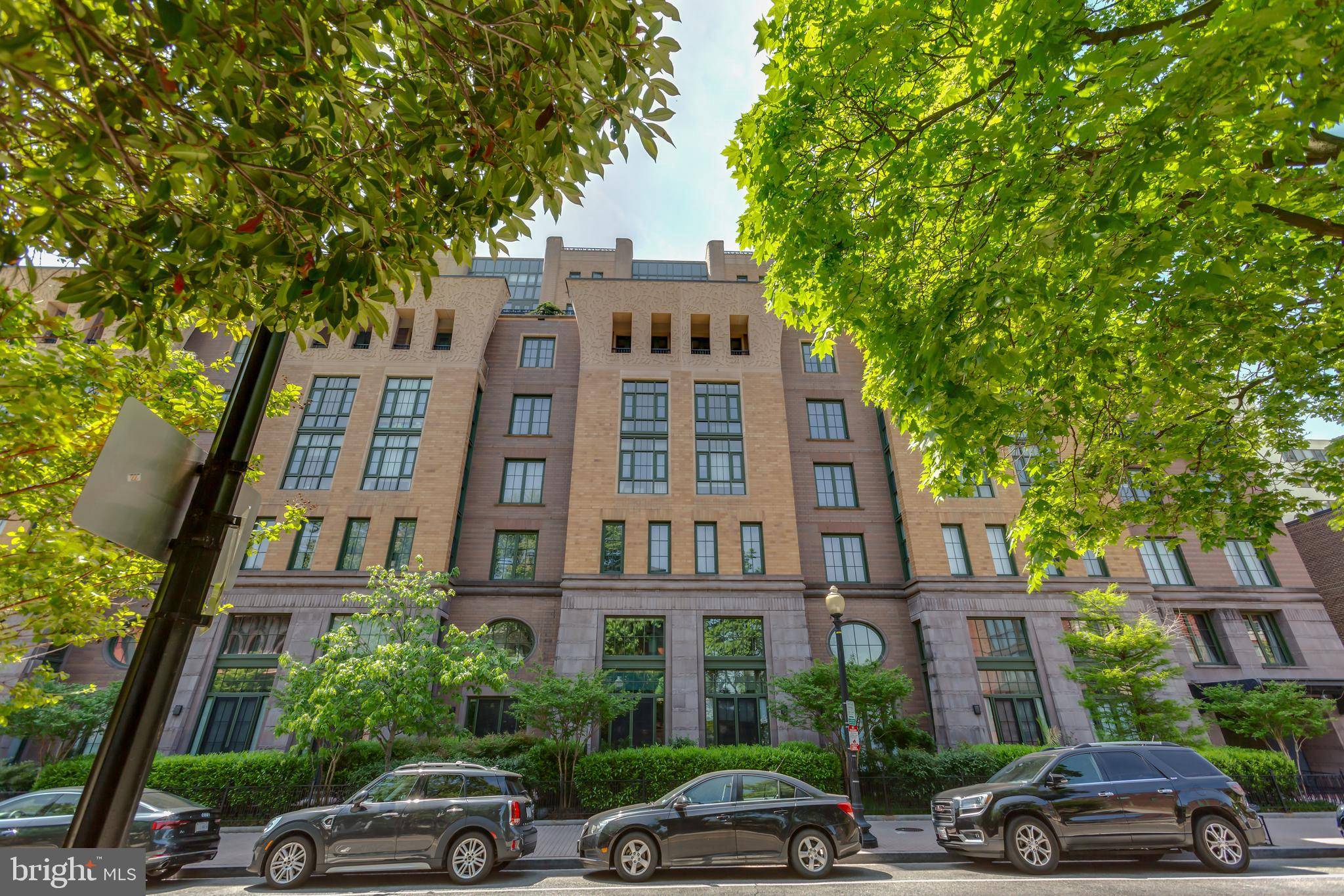 Washington, DC 20001,910 M ST NW #708