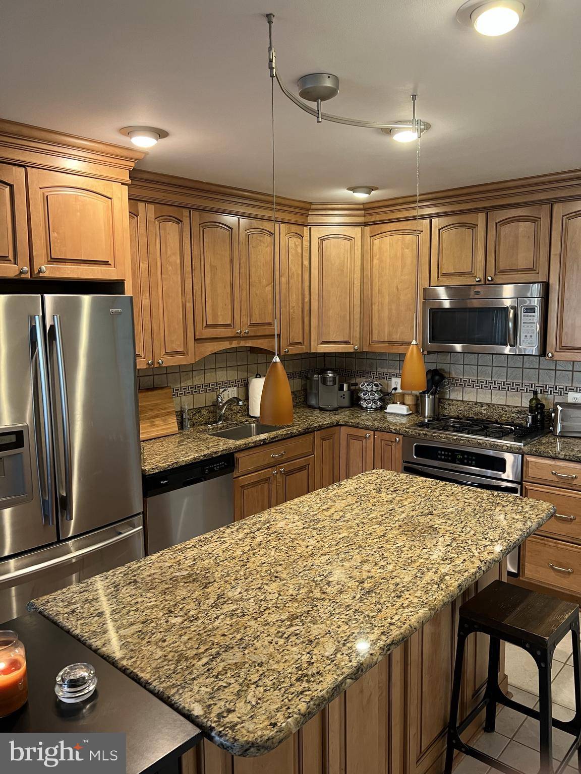 Vienna, VA 22181,2505 ROCKY BRANCH RD