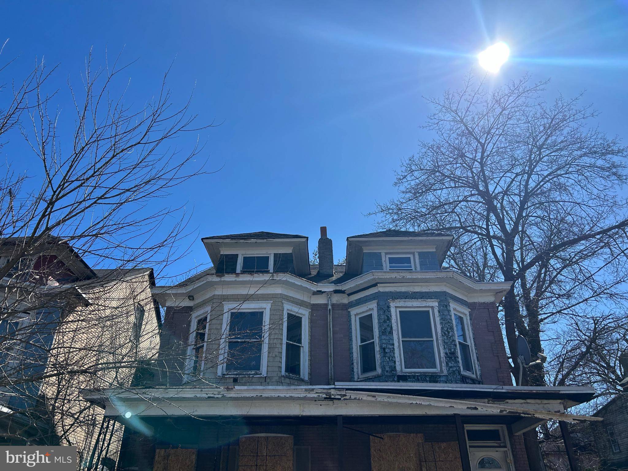 Trenton, NJ 08618,210 HIGHLAND AVE