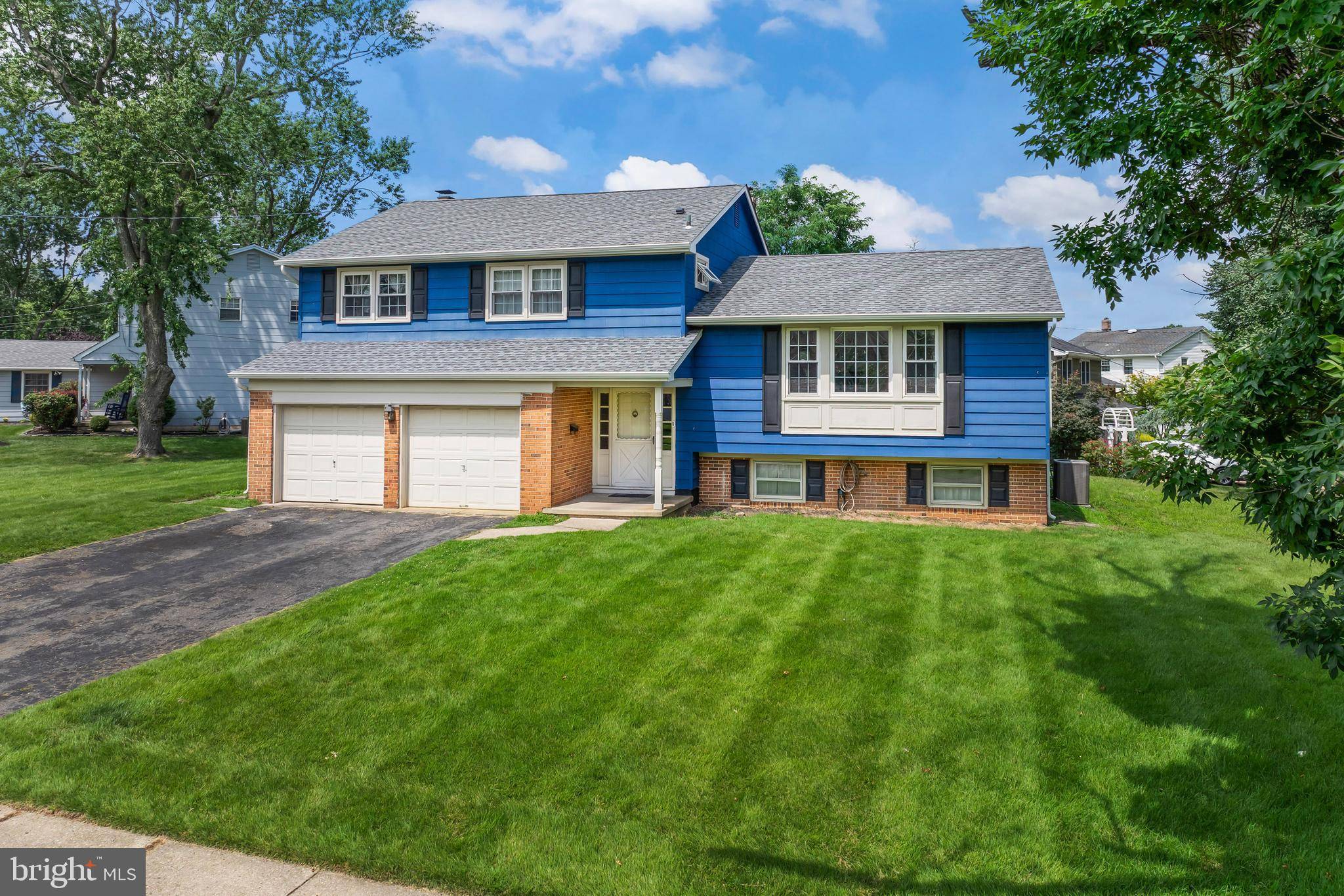 Cherry Hill, NJ 08003,645 CROYDEN DR