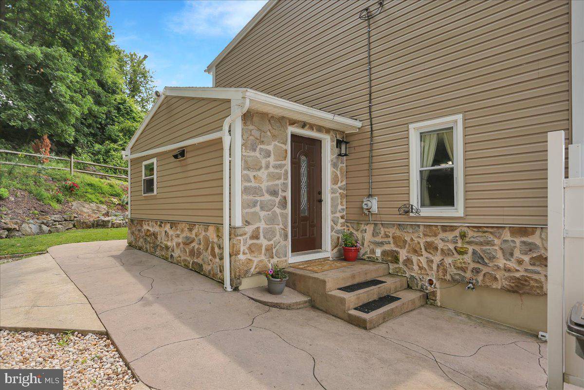 Reading, PA 19605,3629 CHESTNUT ST