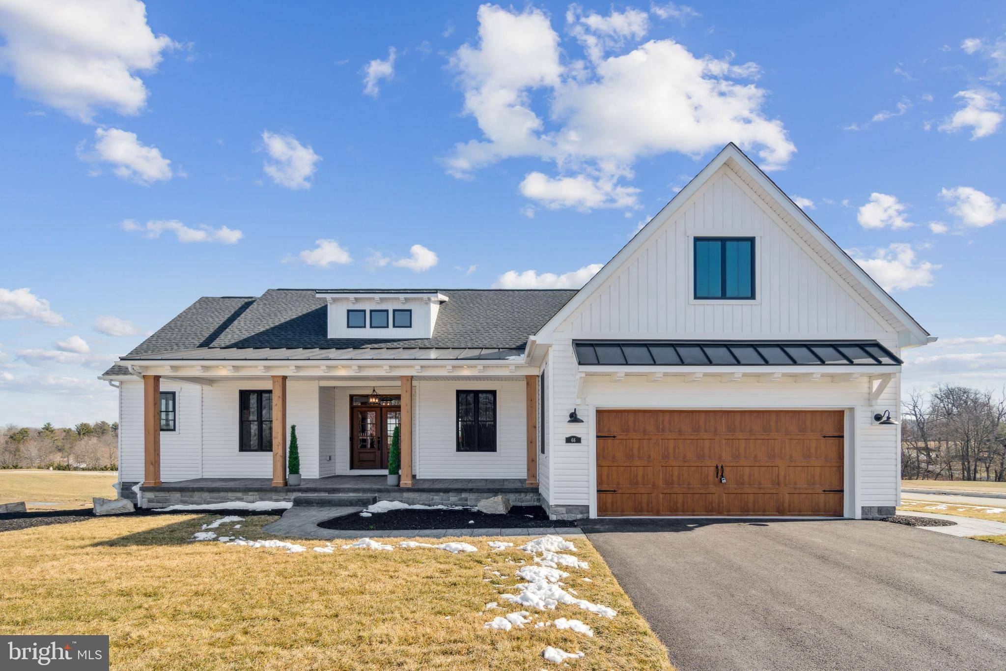 Hanover, PA 17331,27 RED STONE LN #70