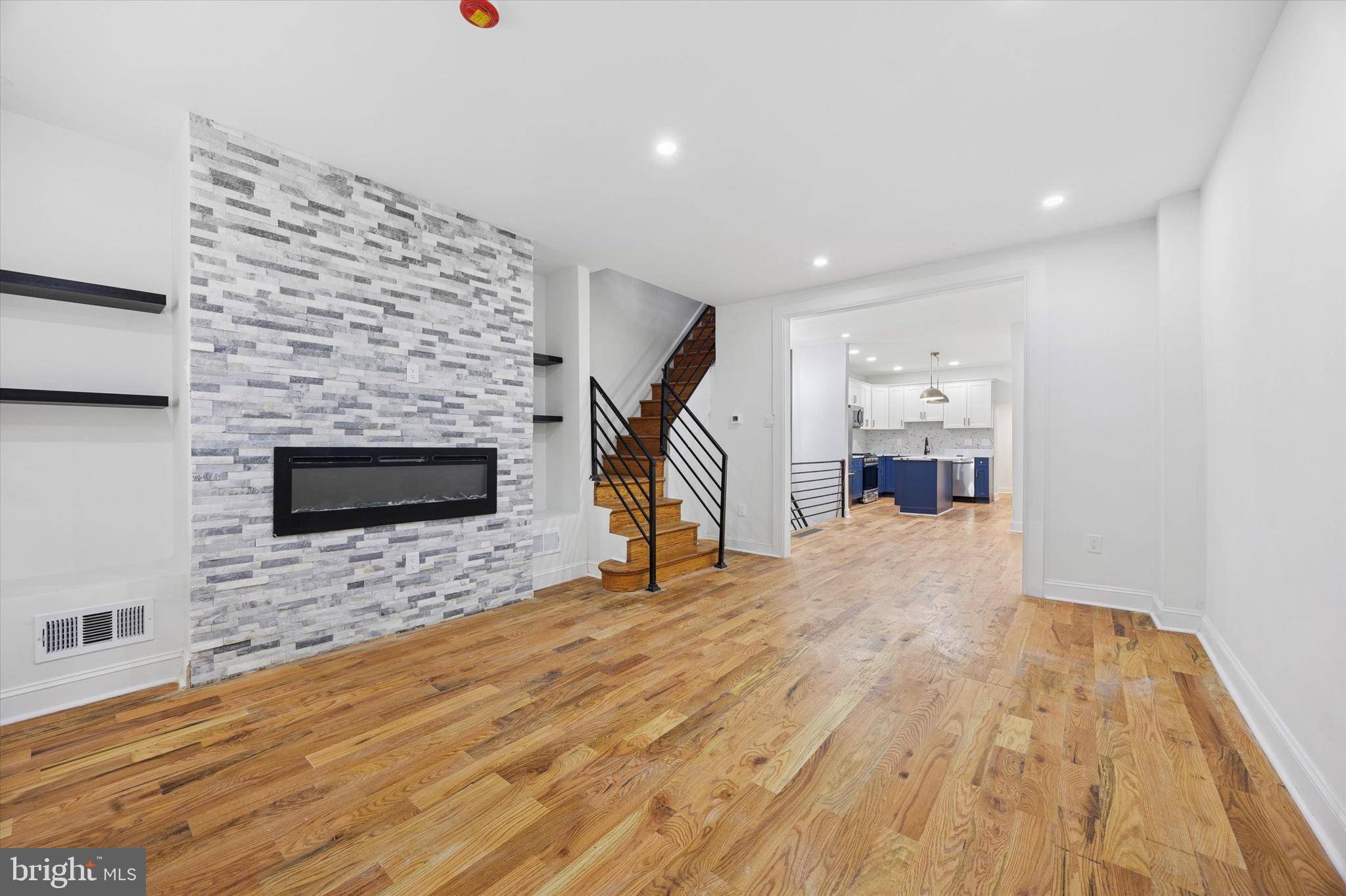 Philadelphia, PA 19145,1634 S 23RD ST