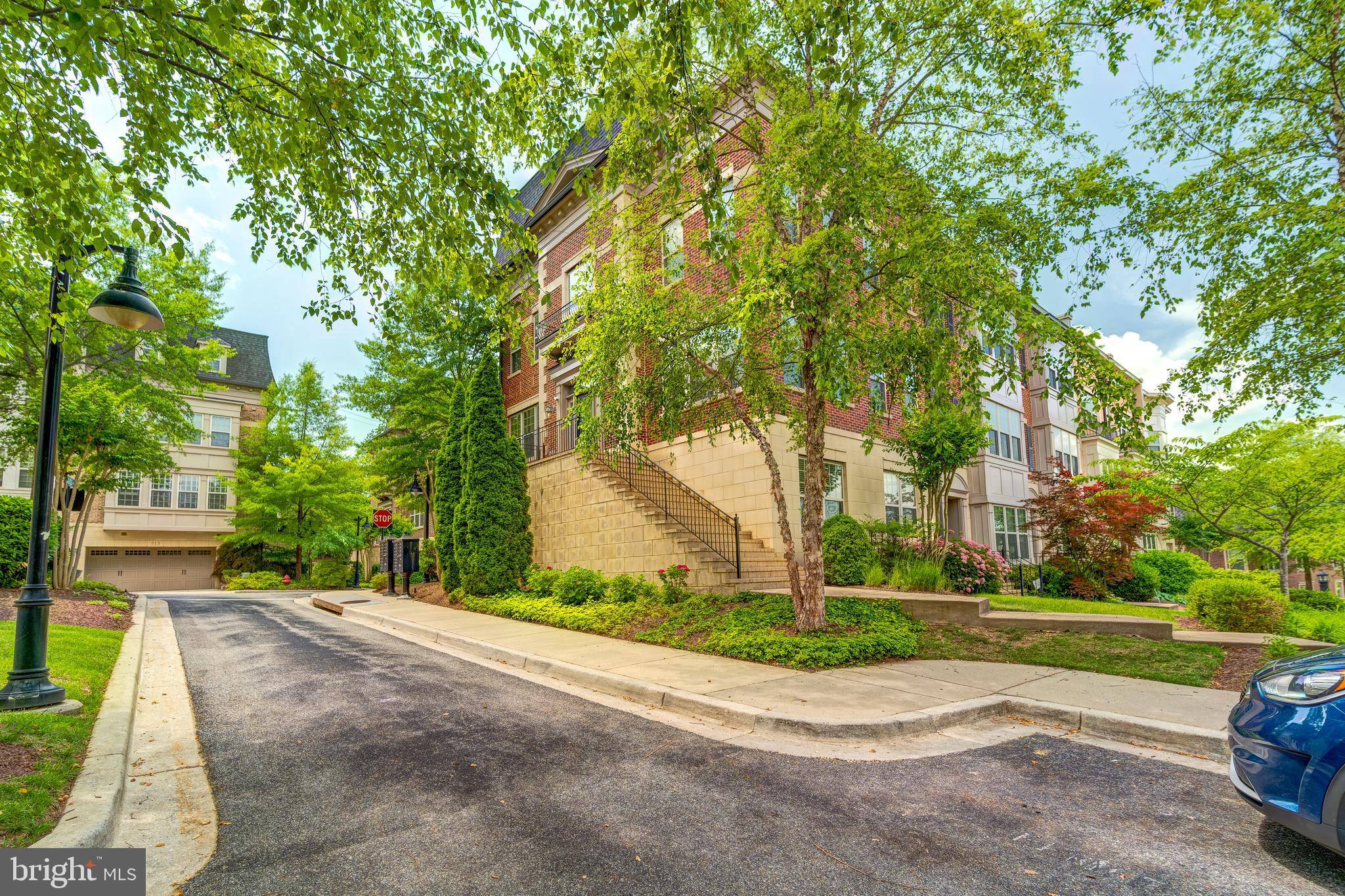 Oxon Hill, MD 20745,510 OVERLOOK PARK DR #32