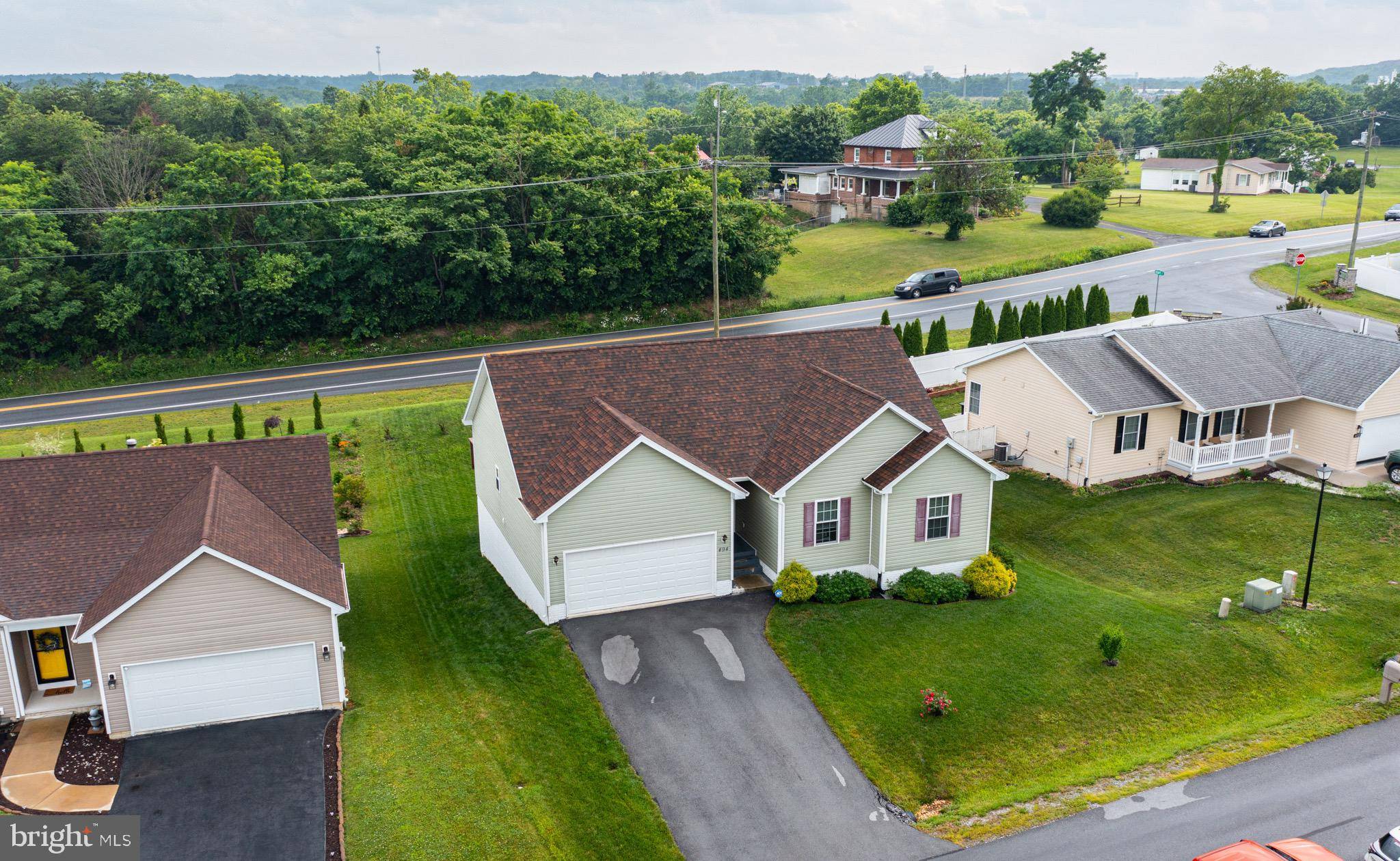 Martinsburg, WV 25405,494 IVES ST