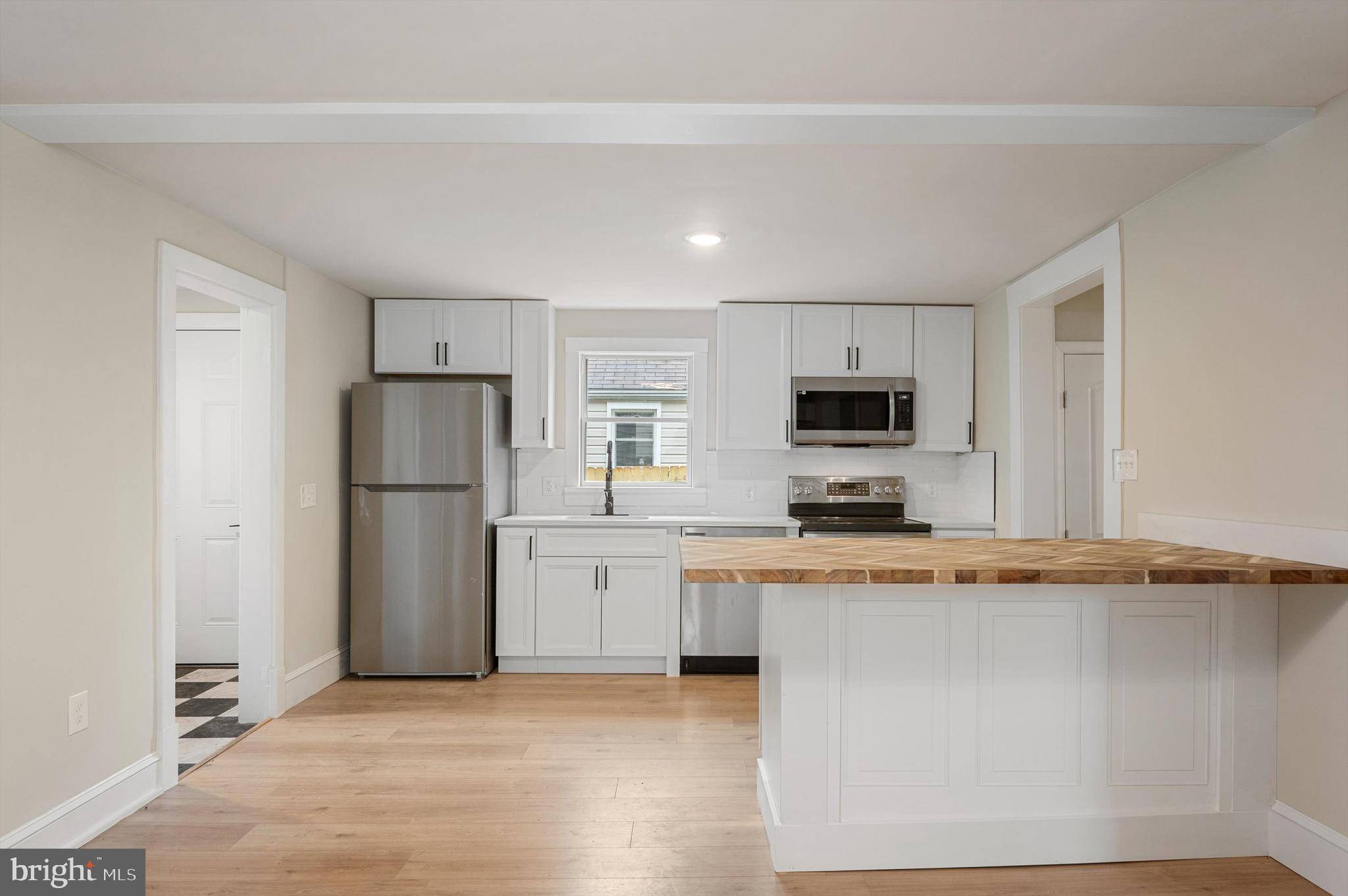 Winchester, VA 22601,553 HIGHLAND AVE