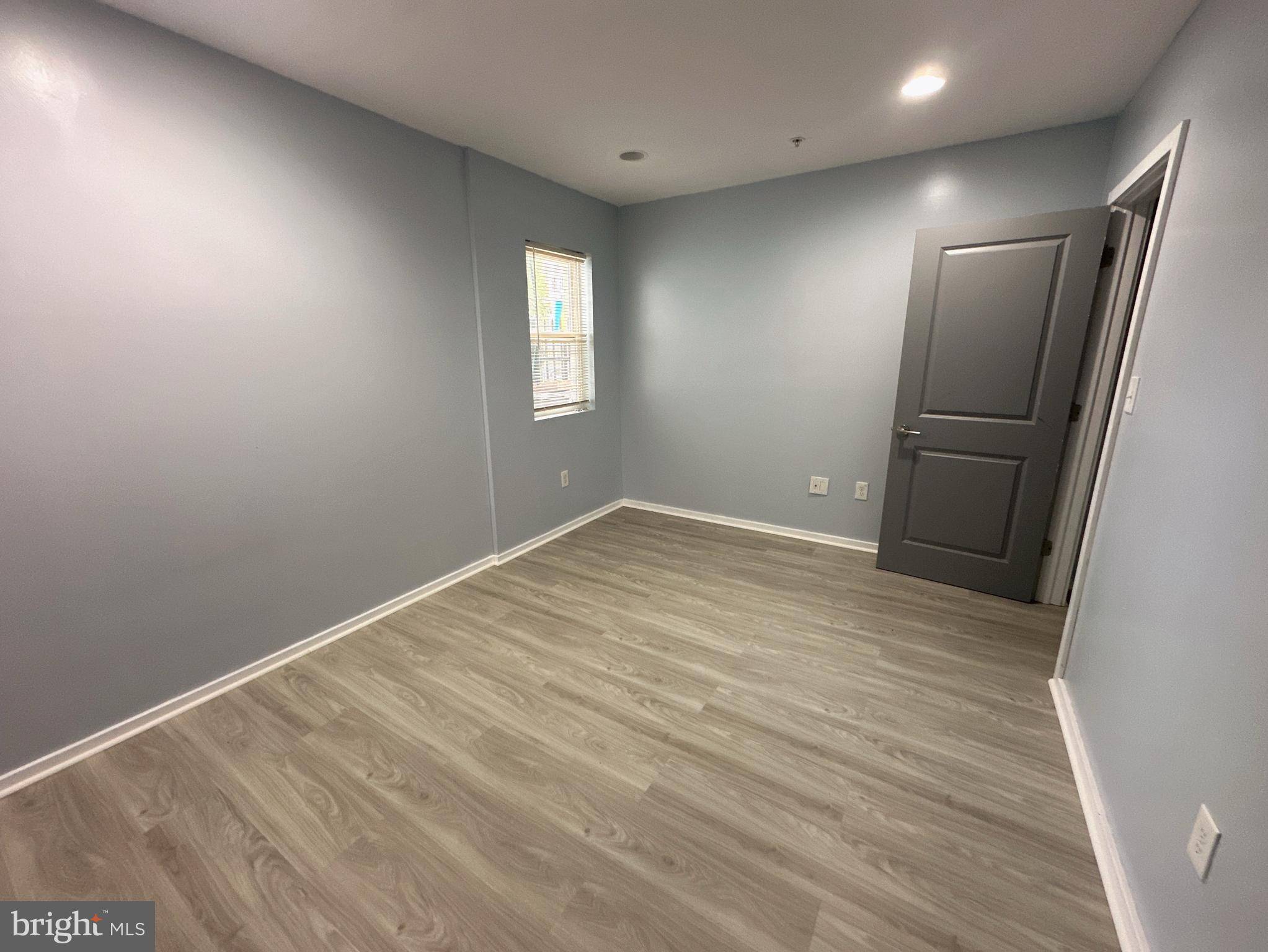 Philadelphia, PA 19123,811 N FRANKLIN ST