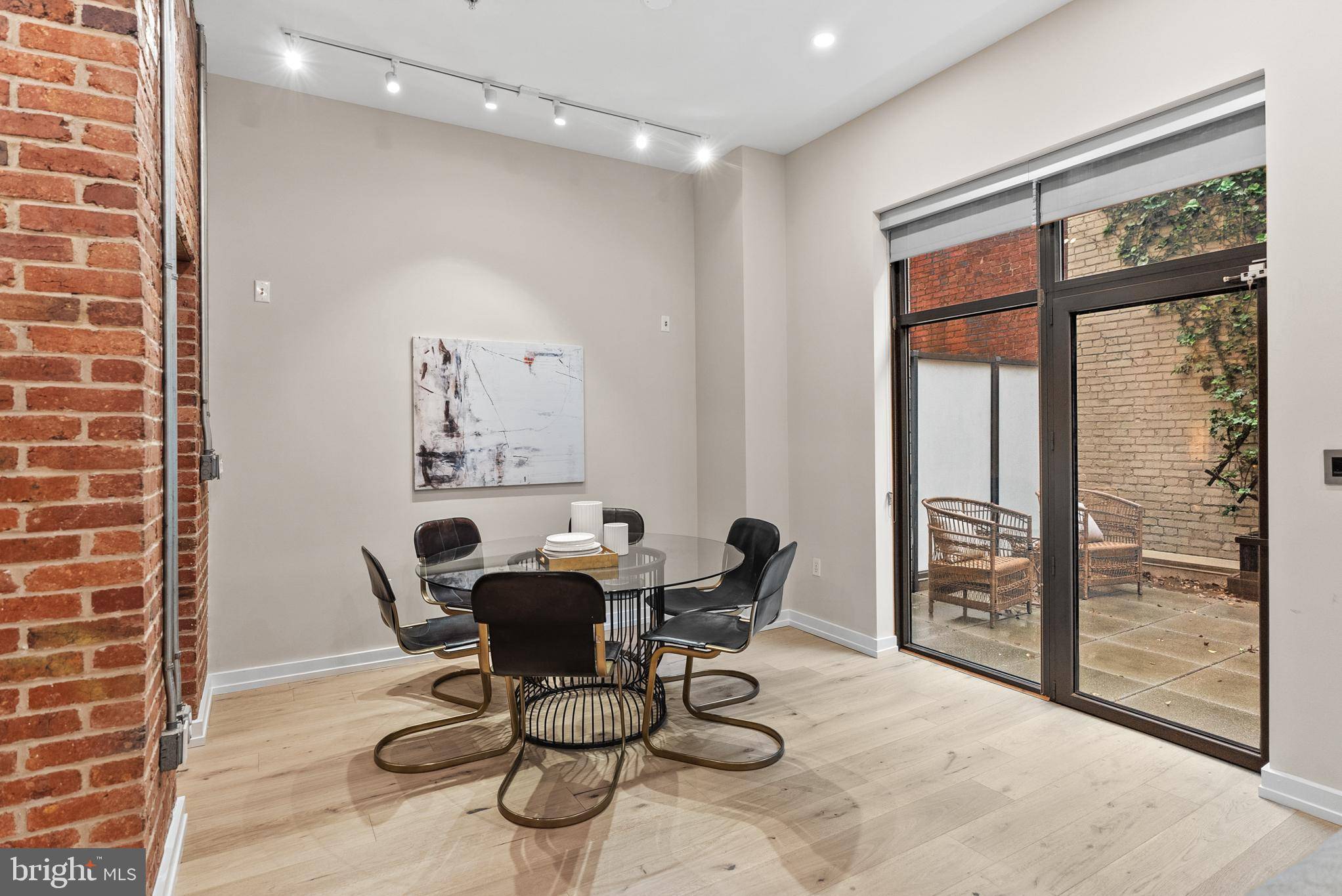 Washington, DC 20005,1413 P ST NW #203