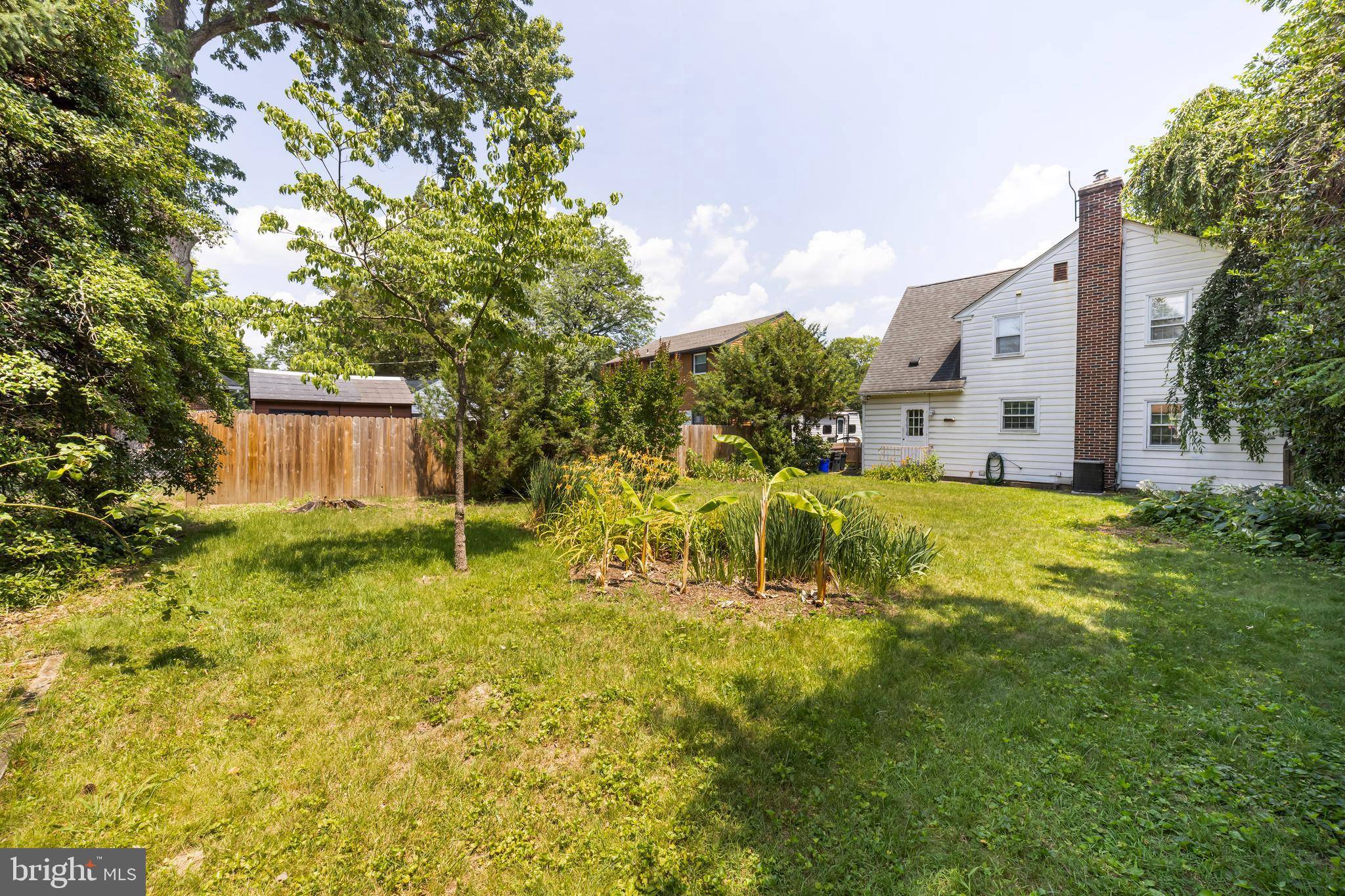 Collingswood, NJ 08108,215 N VINEYARD BLVD