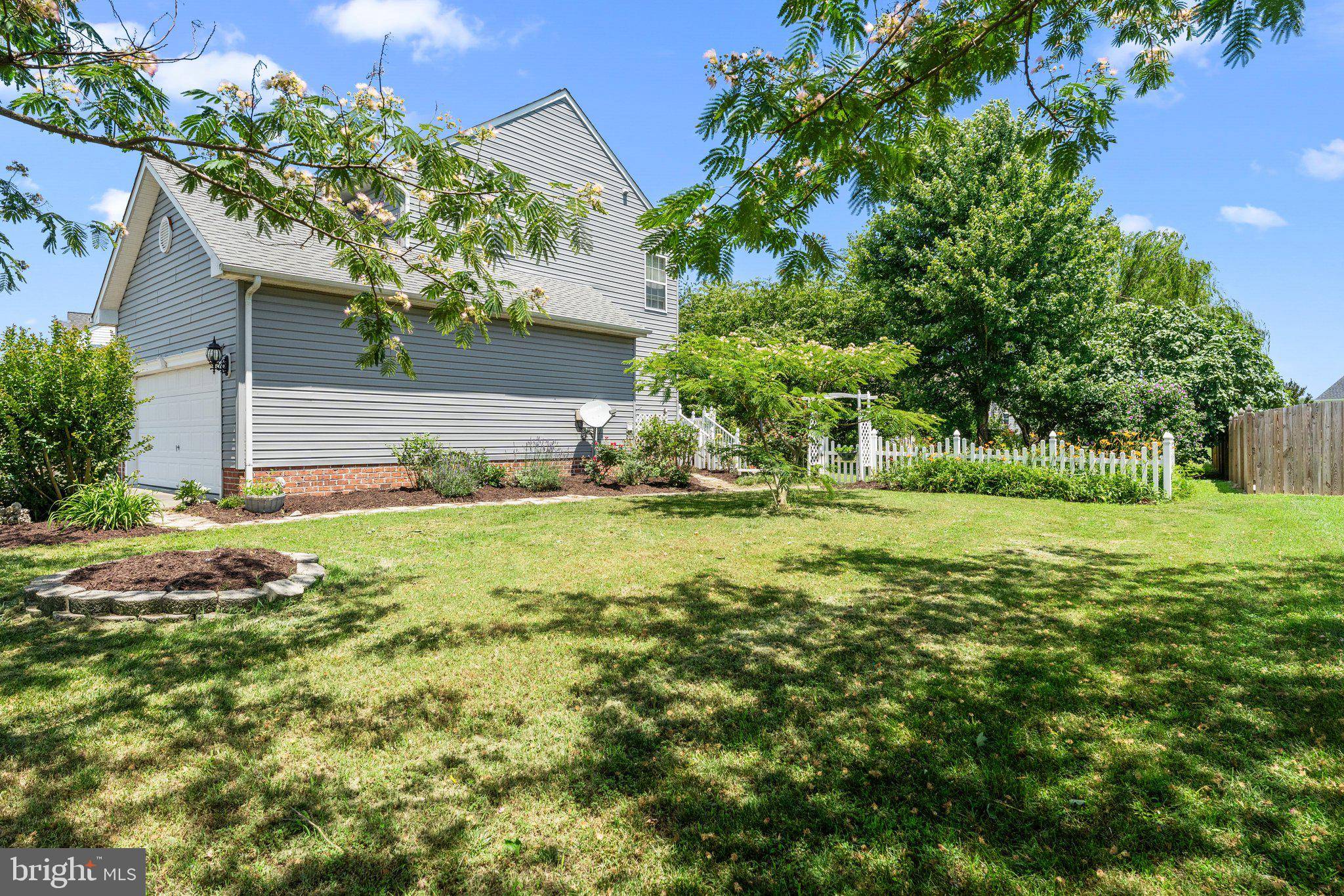 Tappahannock, VA 22560,135 HOBBS HOLE LN