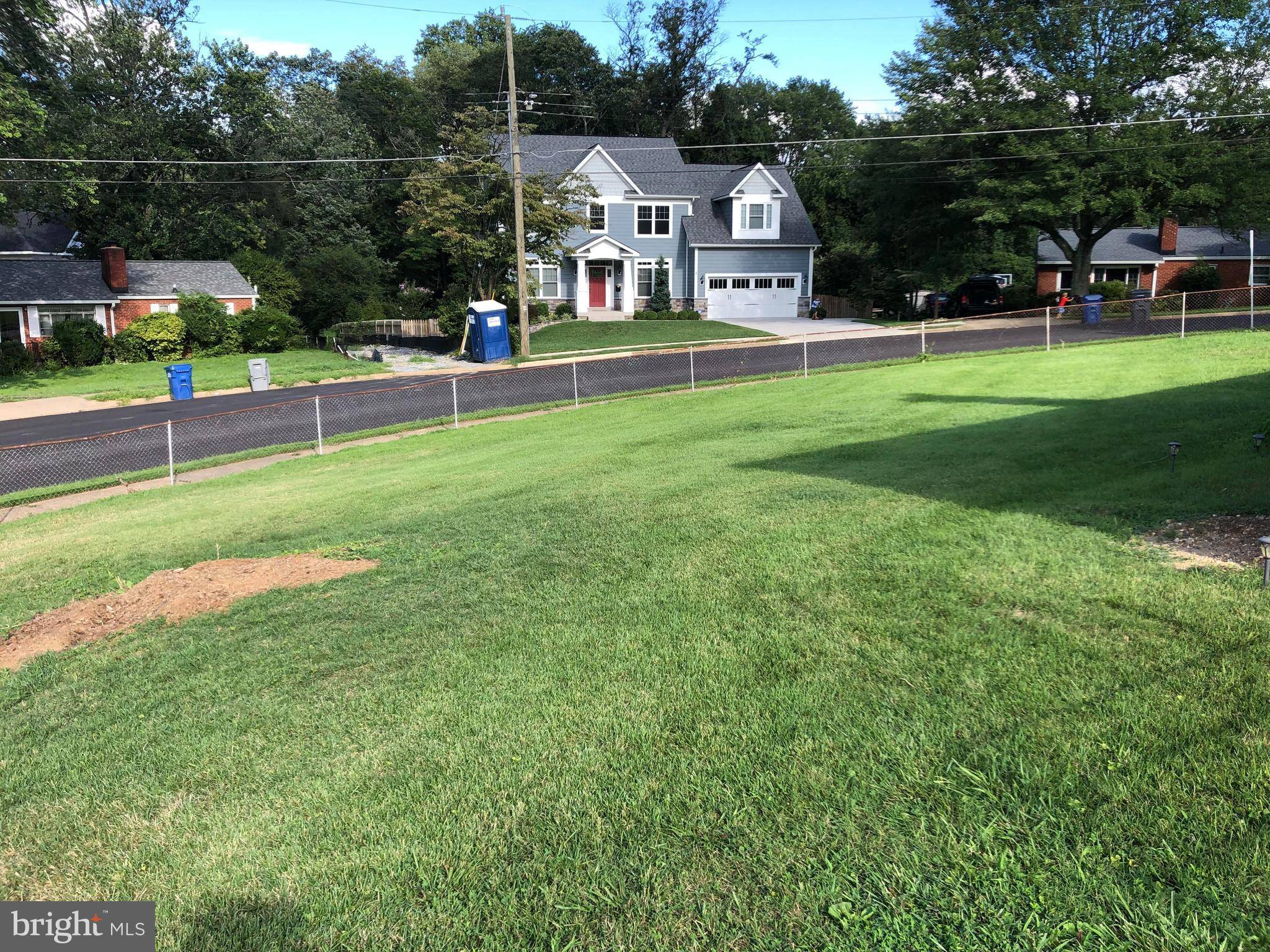 Falls Church, VA 22044,6061 MUNSON HILL RD #BASEMENT