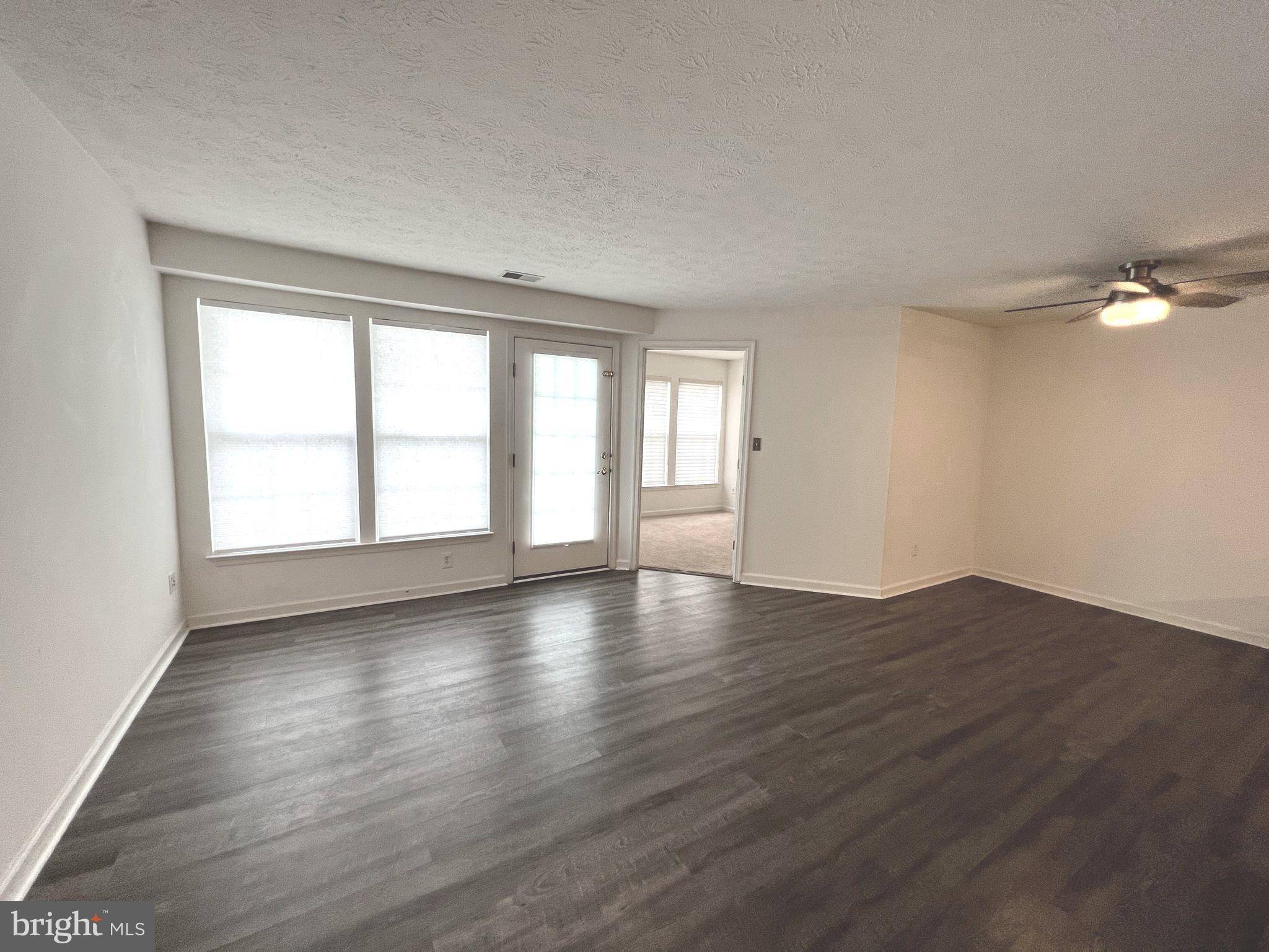Odenton, MD 21113,2402 AUTUMN HARVEST CT #201