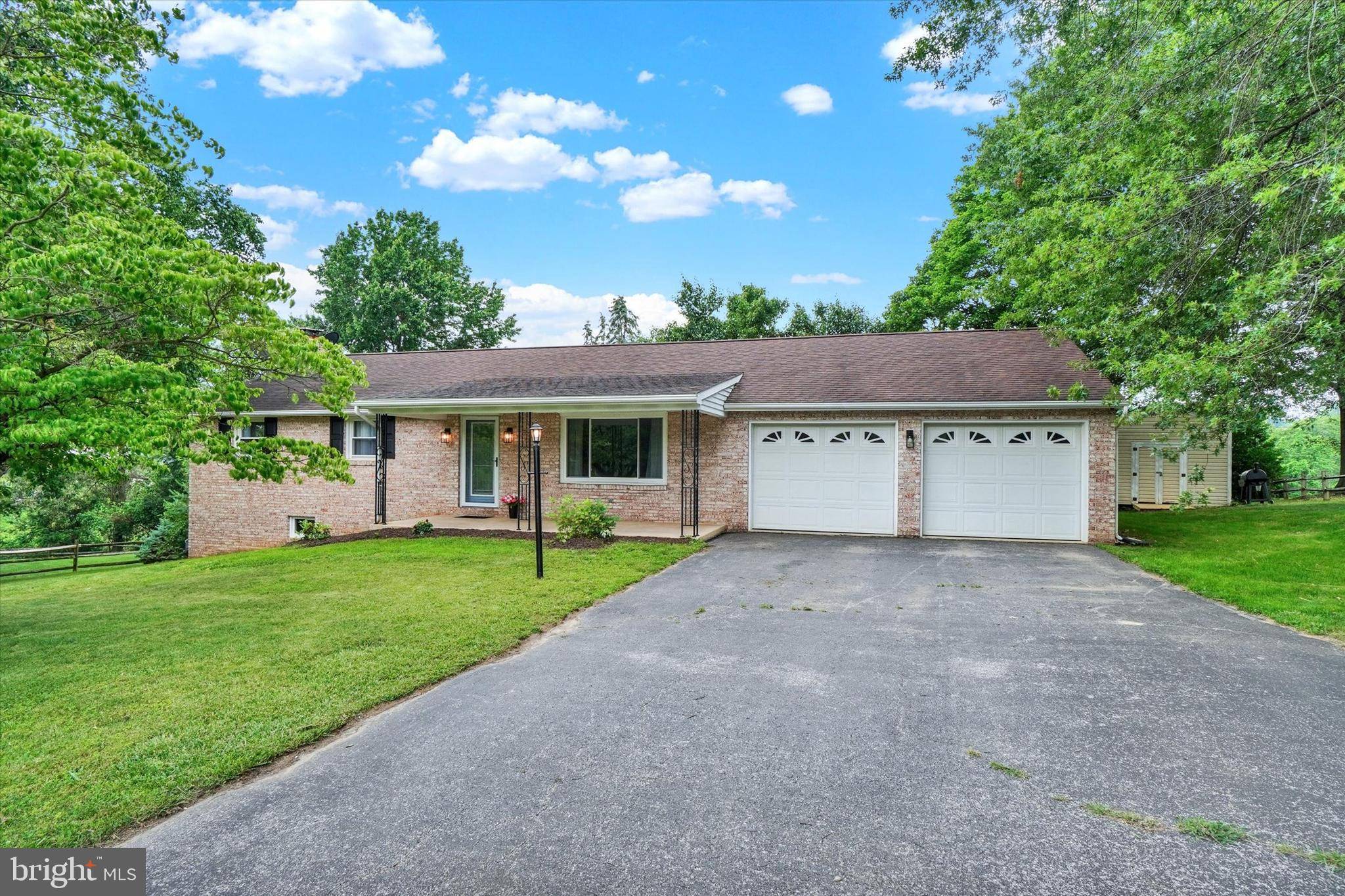 Dallastown, PA 17313,266 KIRSTA LN