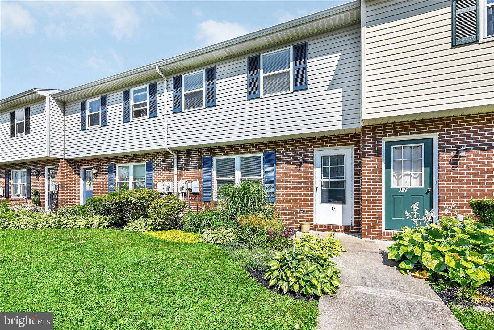 Manchester, PA 17345,13 PINE DR #13