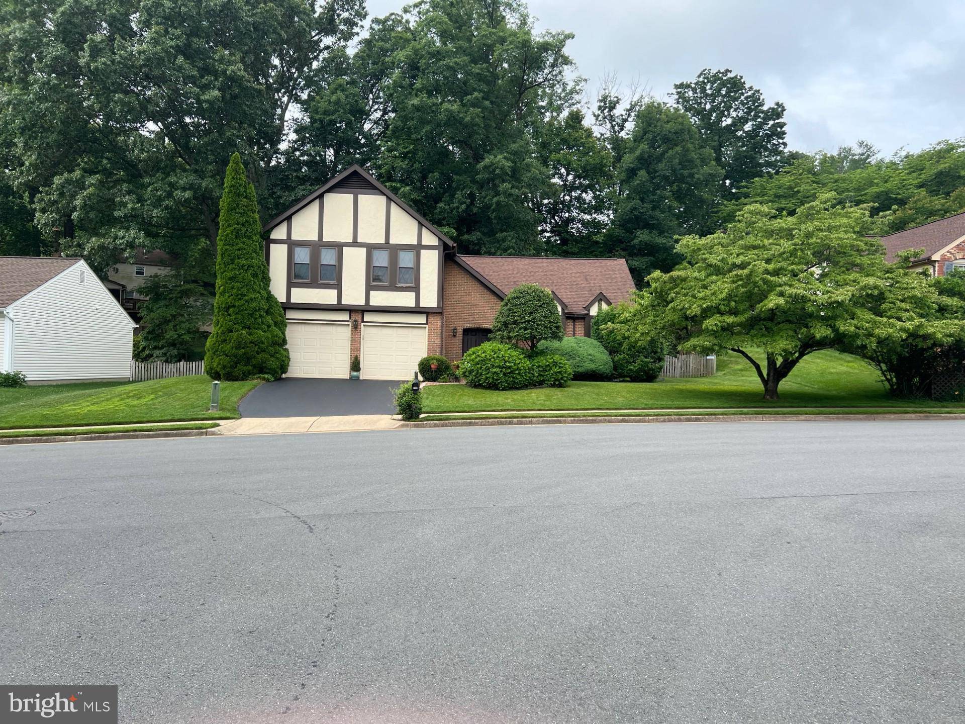 Burke, VA 22015,6012 BURNSIDE LANDING DR