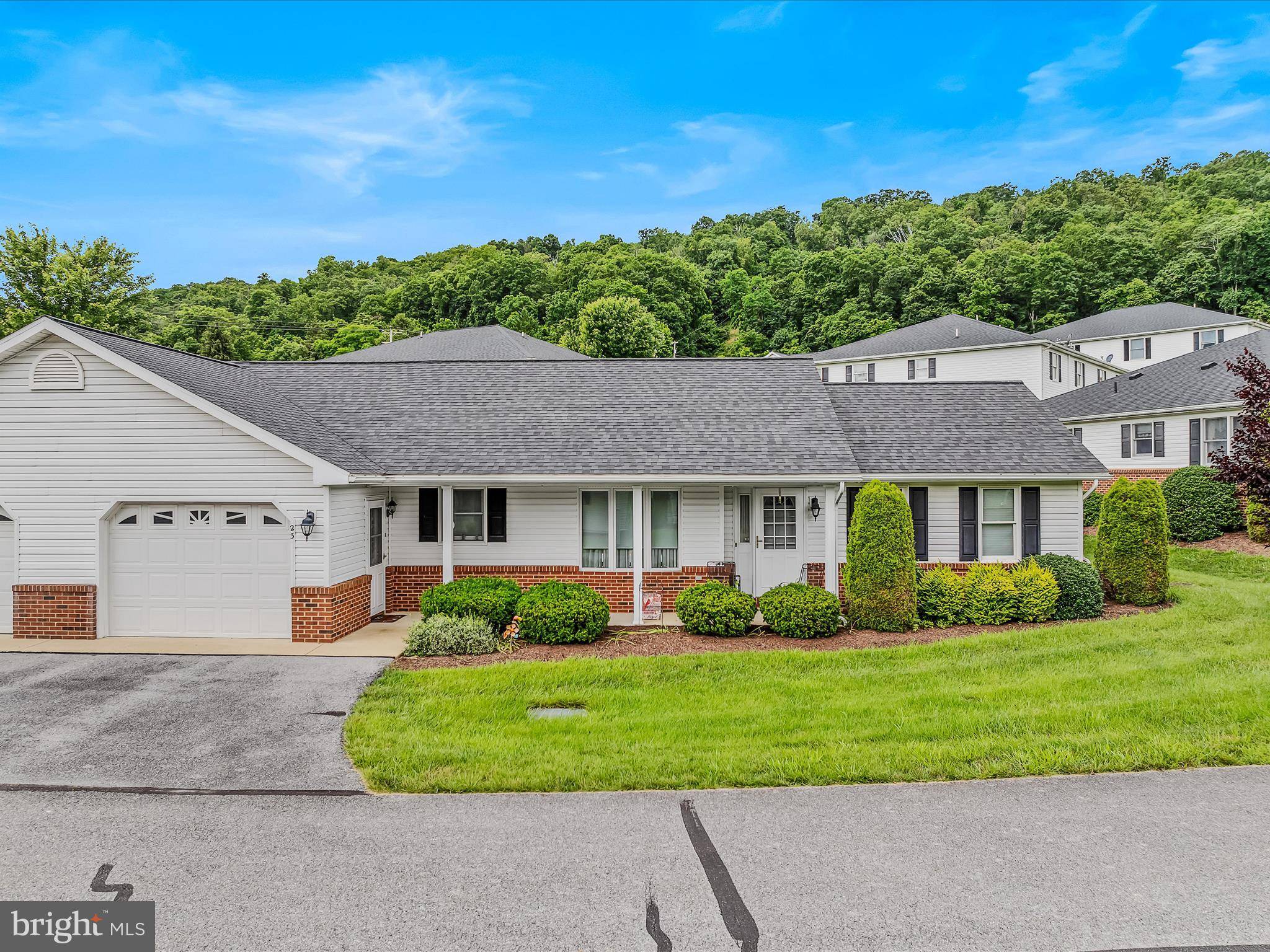 Berkeley Springs, WV 25411,23 GARDEN DR