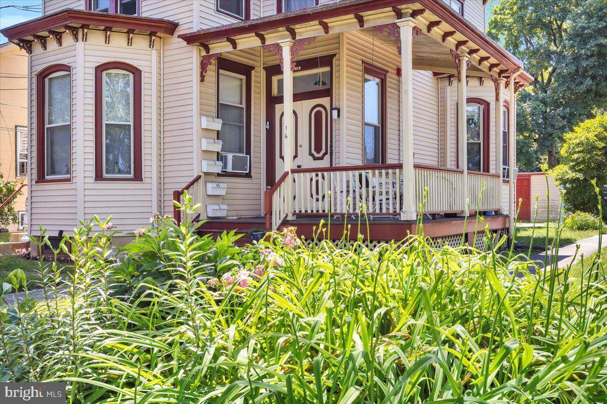 Haddonfield, NJ 08033,16 LINCOLN AVE #4