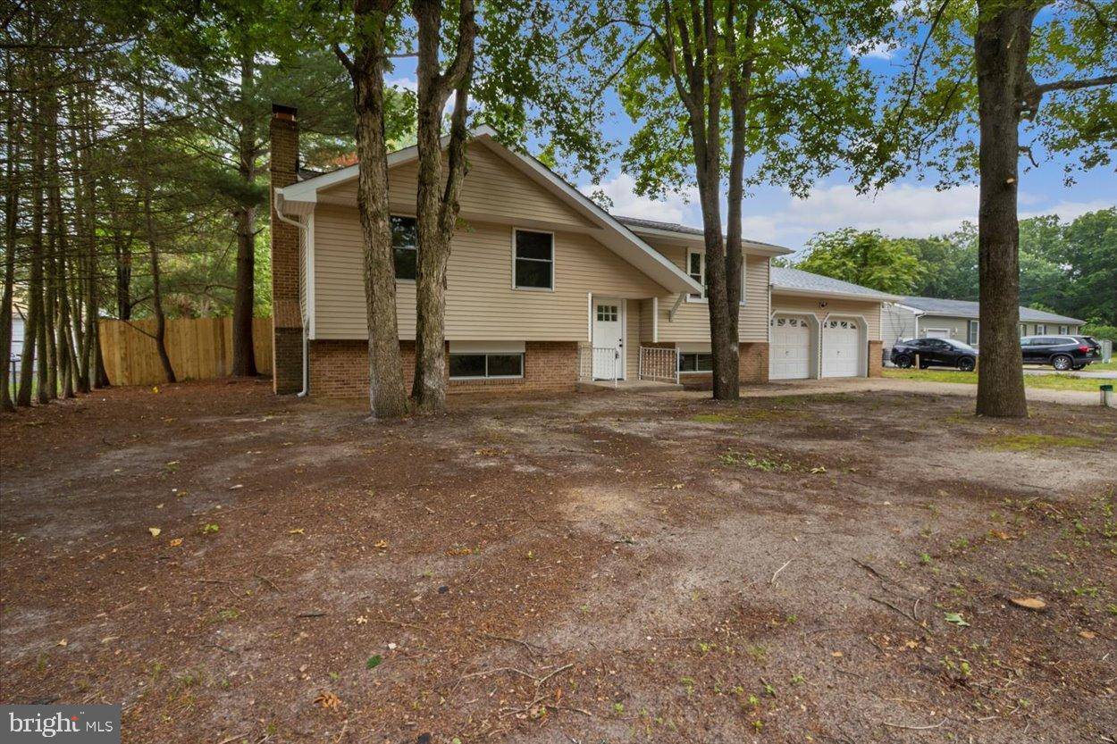 West Berlin, NJ 08091,470 E TAUNTON AVE