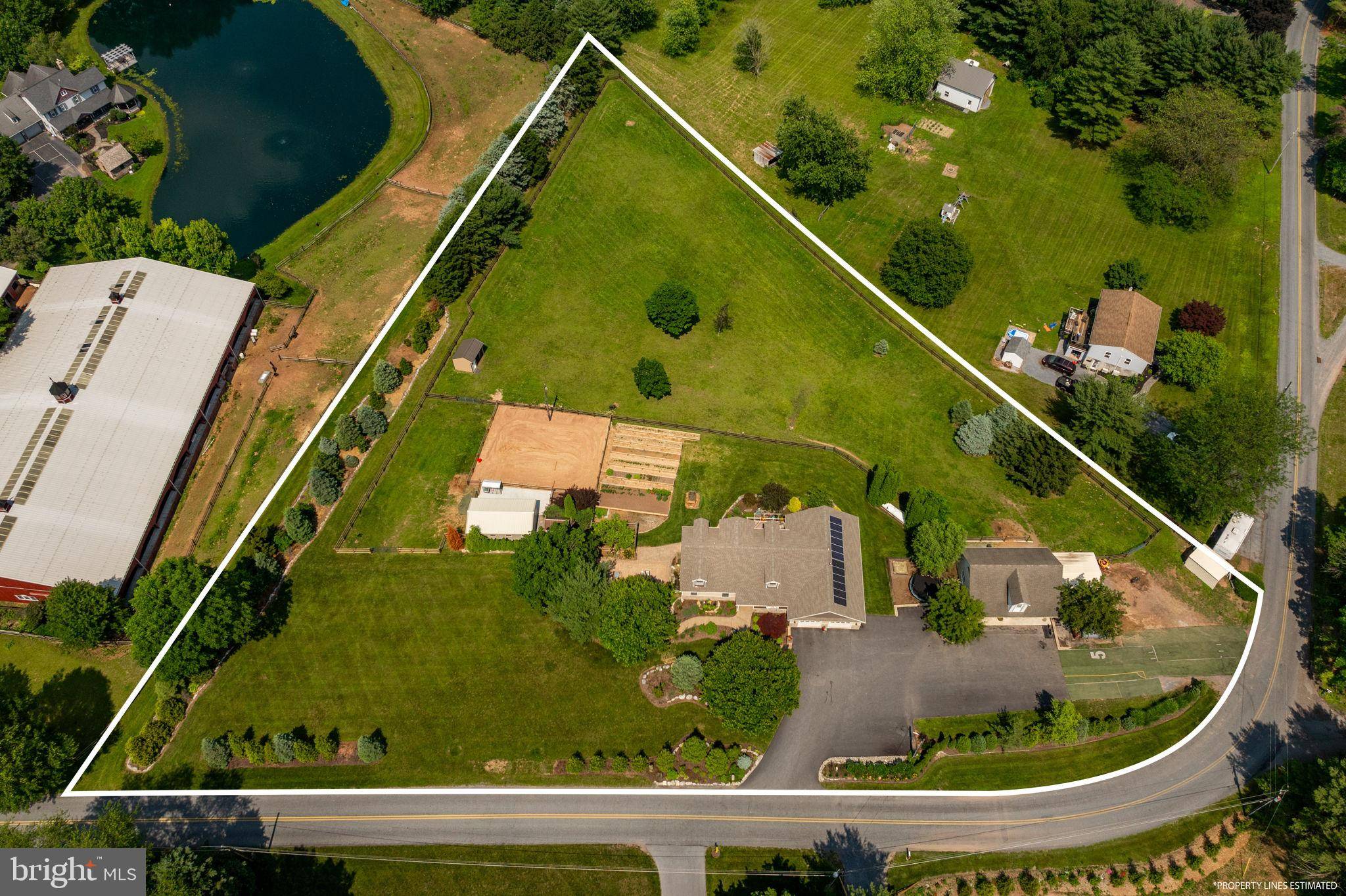 Newmanstown, PA 17073,144 HORSE HAPPY RD