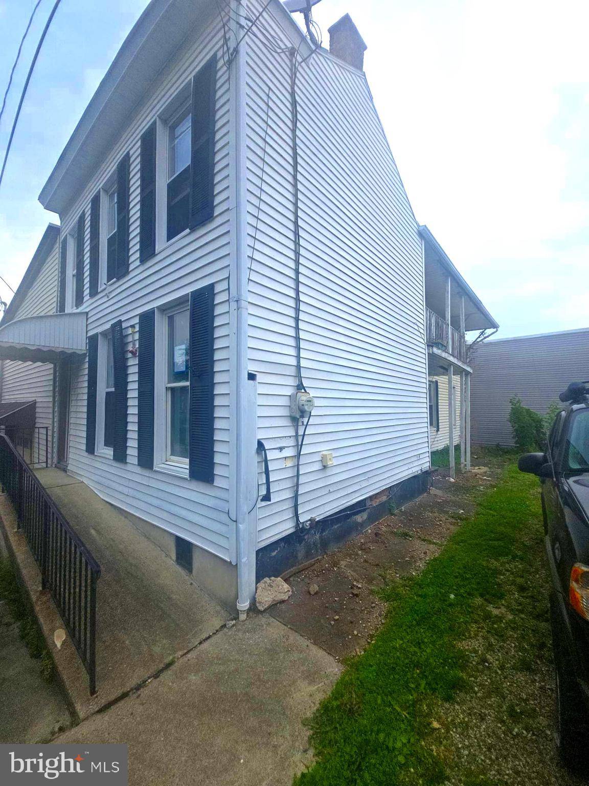 Pottsville, PA 17901,118 S 3RD ST
