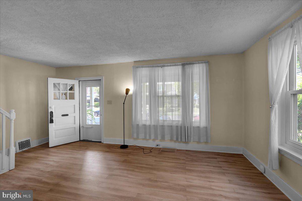 West Reading, PA 19611,404 PINE ST