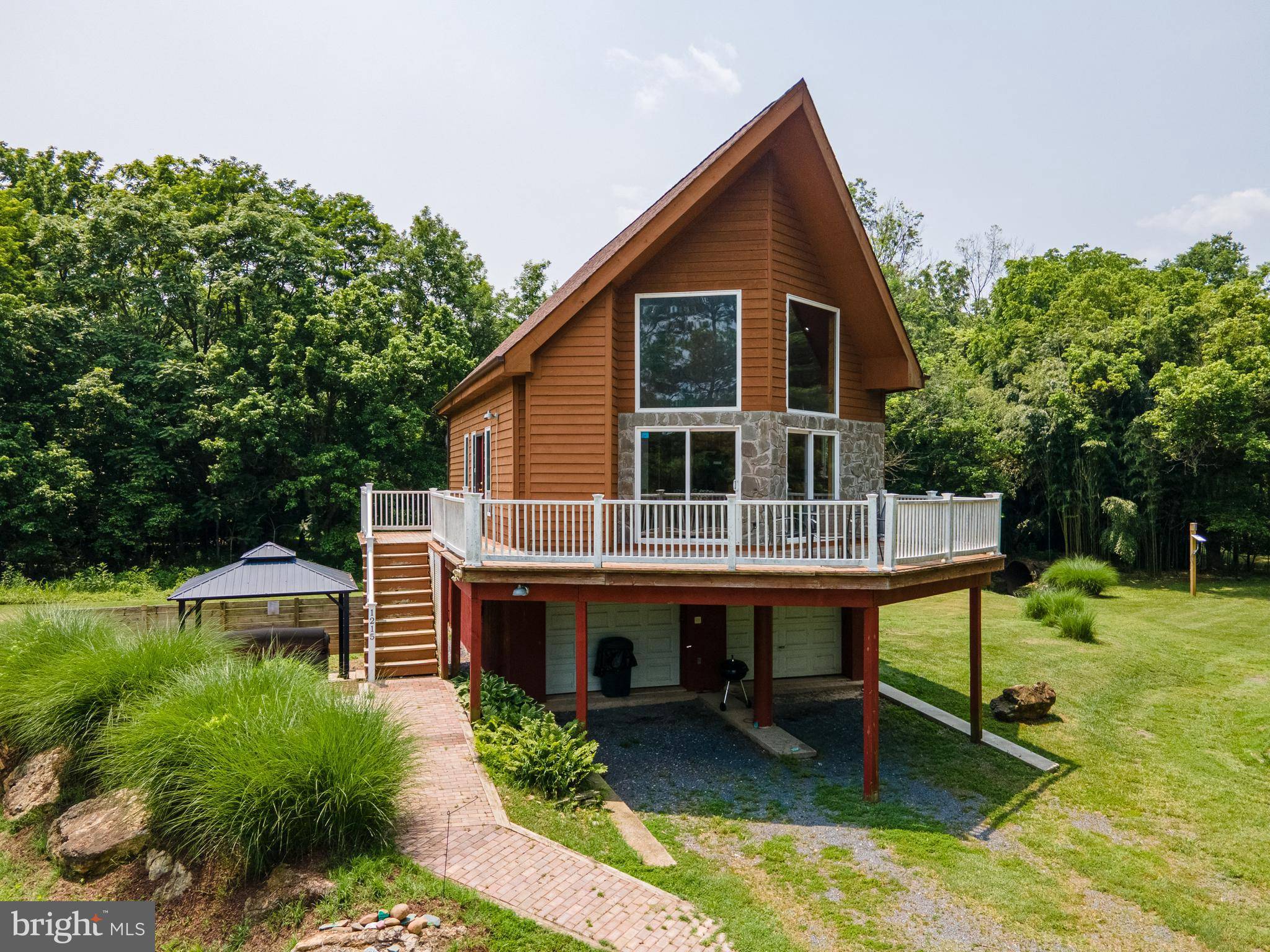 Luray, VA 22835,1215 & 1225 FORT STOVER RD