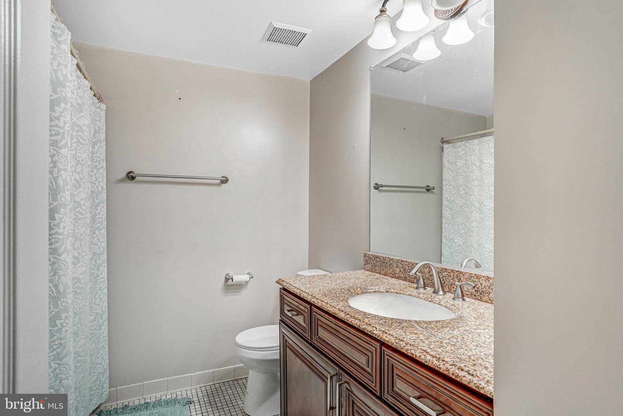 Centreville, VA 20120,14382 GRINGSBY CT