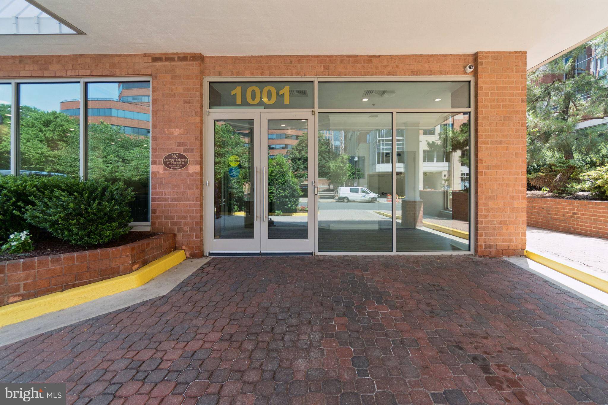 Arlington, VA 22201,1001 N VERMONT ST #212