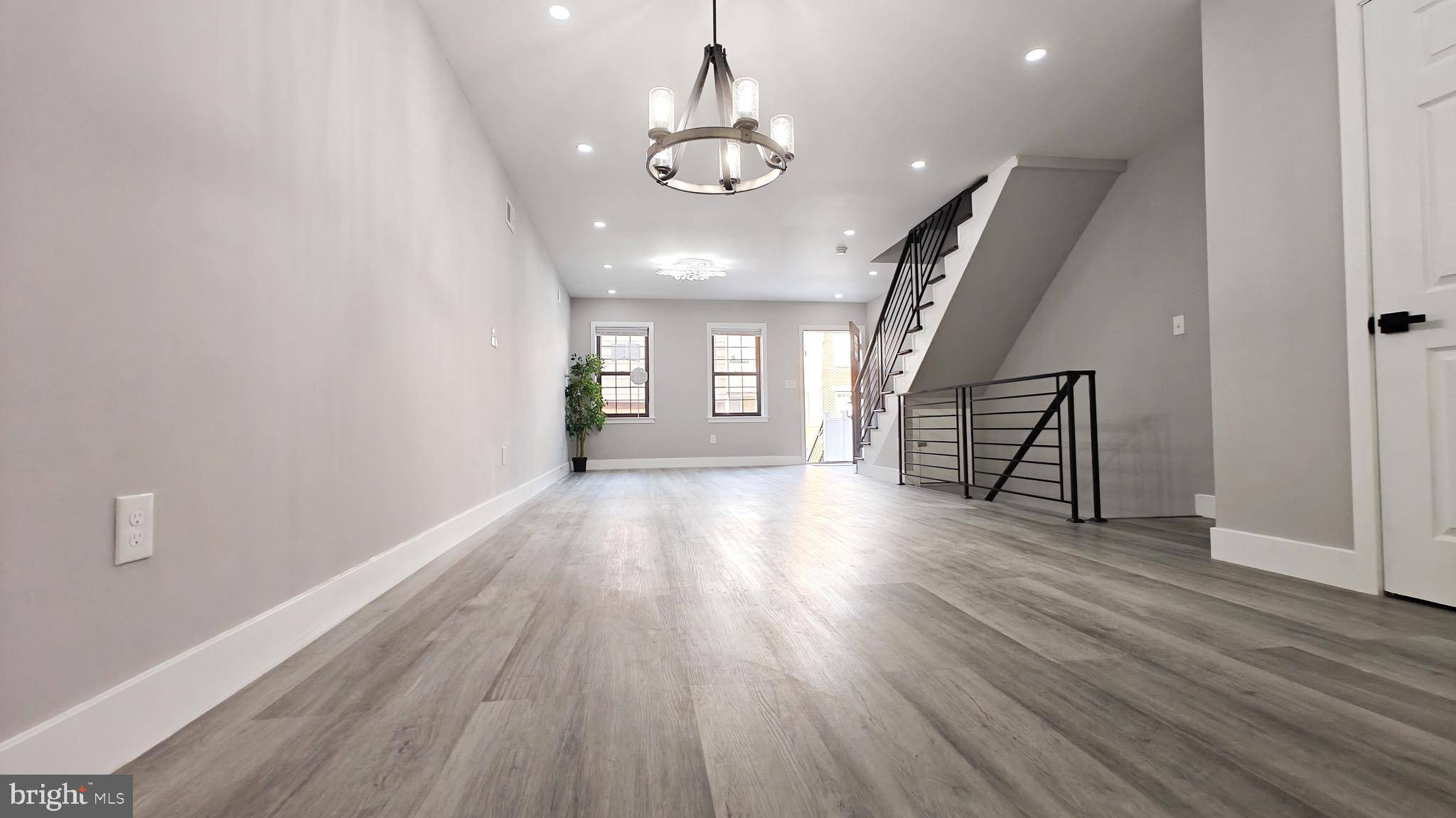 Philadelphia, PA 19148,2702 S MARSHALL ST