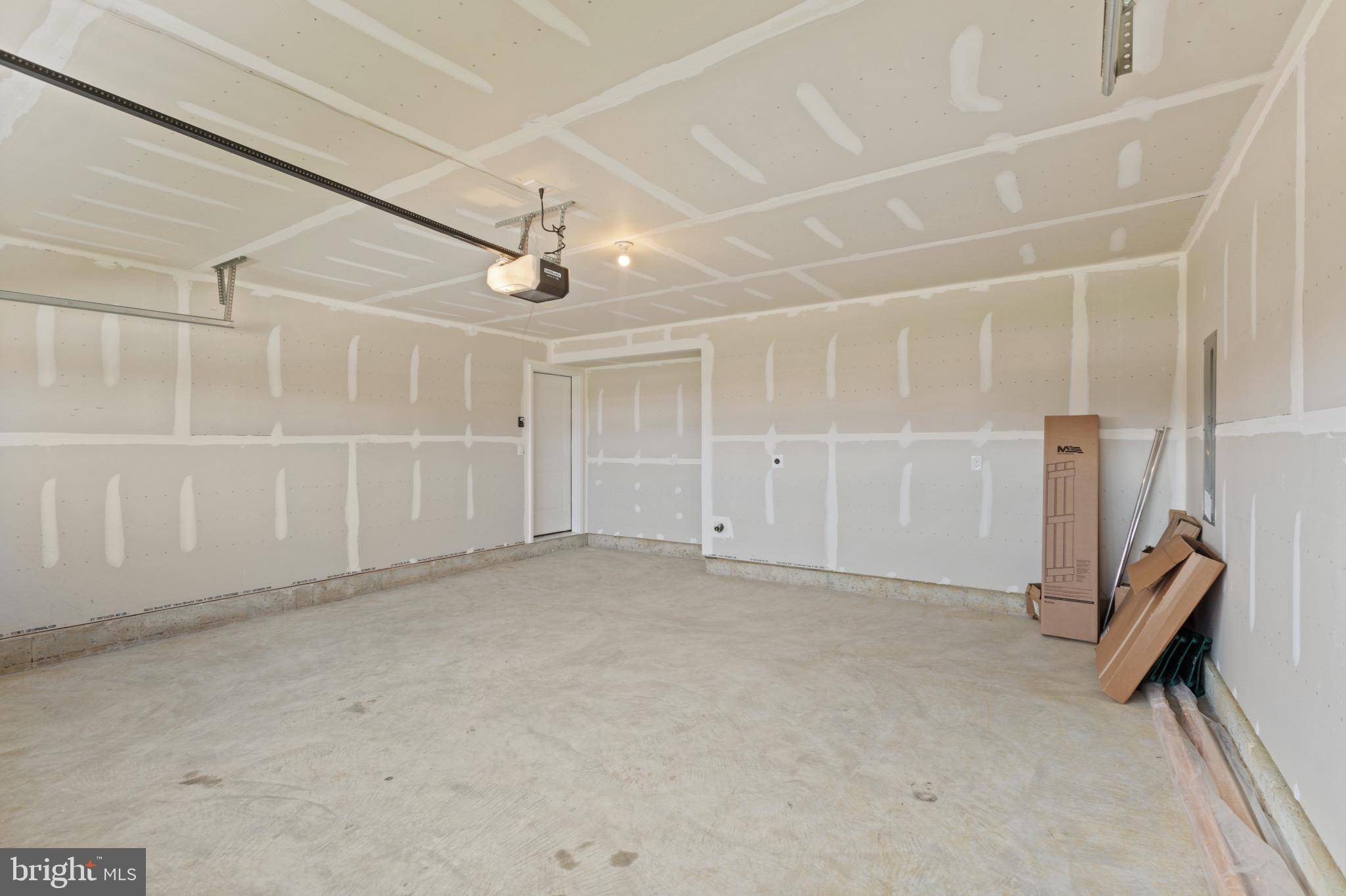 La Plata, MD 20646,143 WOOD WALK AVE