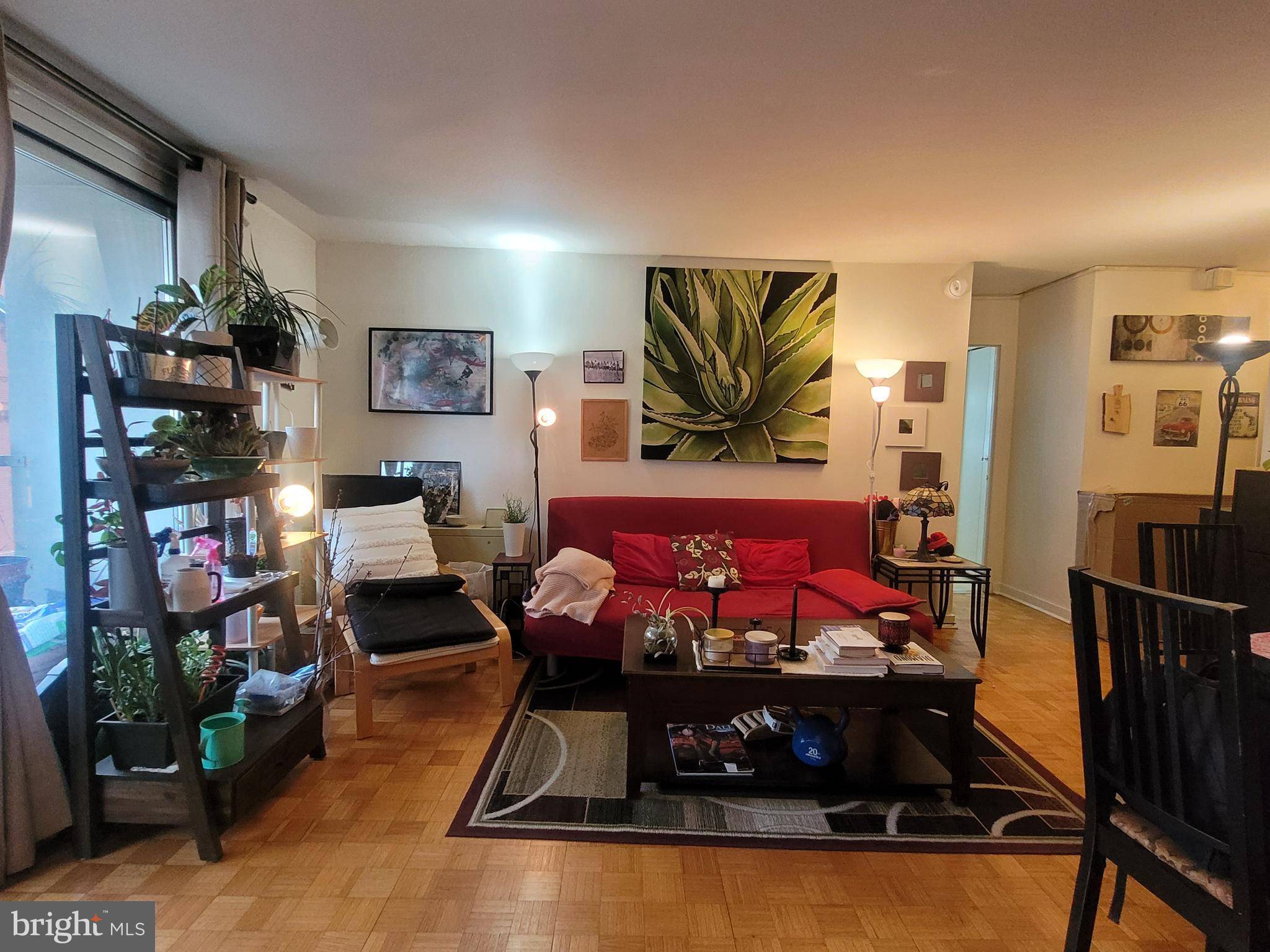 Philadelphia, PA 19103,224-30 W RITTENHOUSE SQ #413