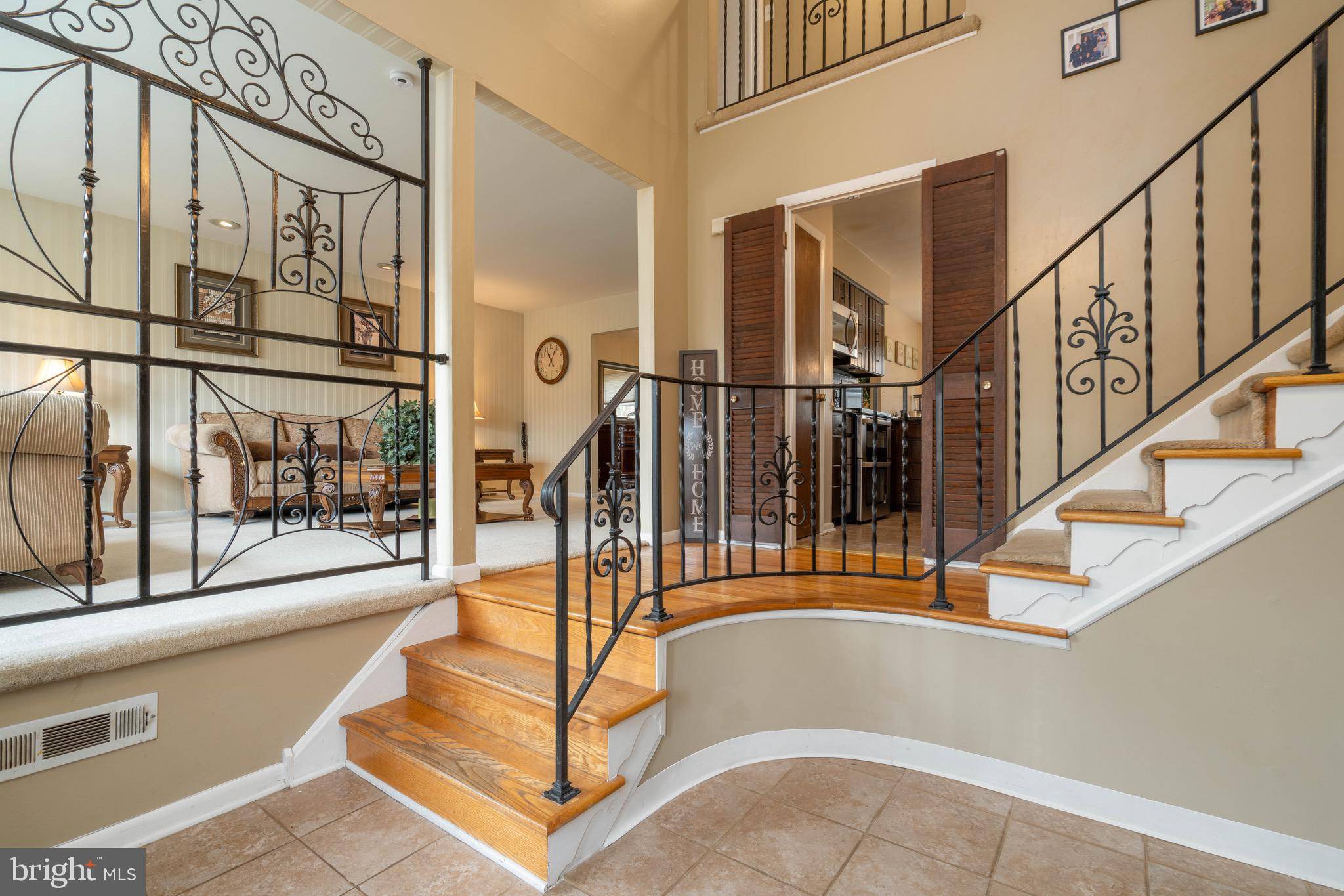 Cherry Hill, NJ 08003,1132 SEA GULL LN