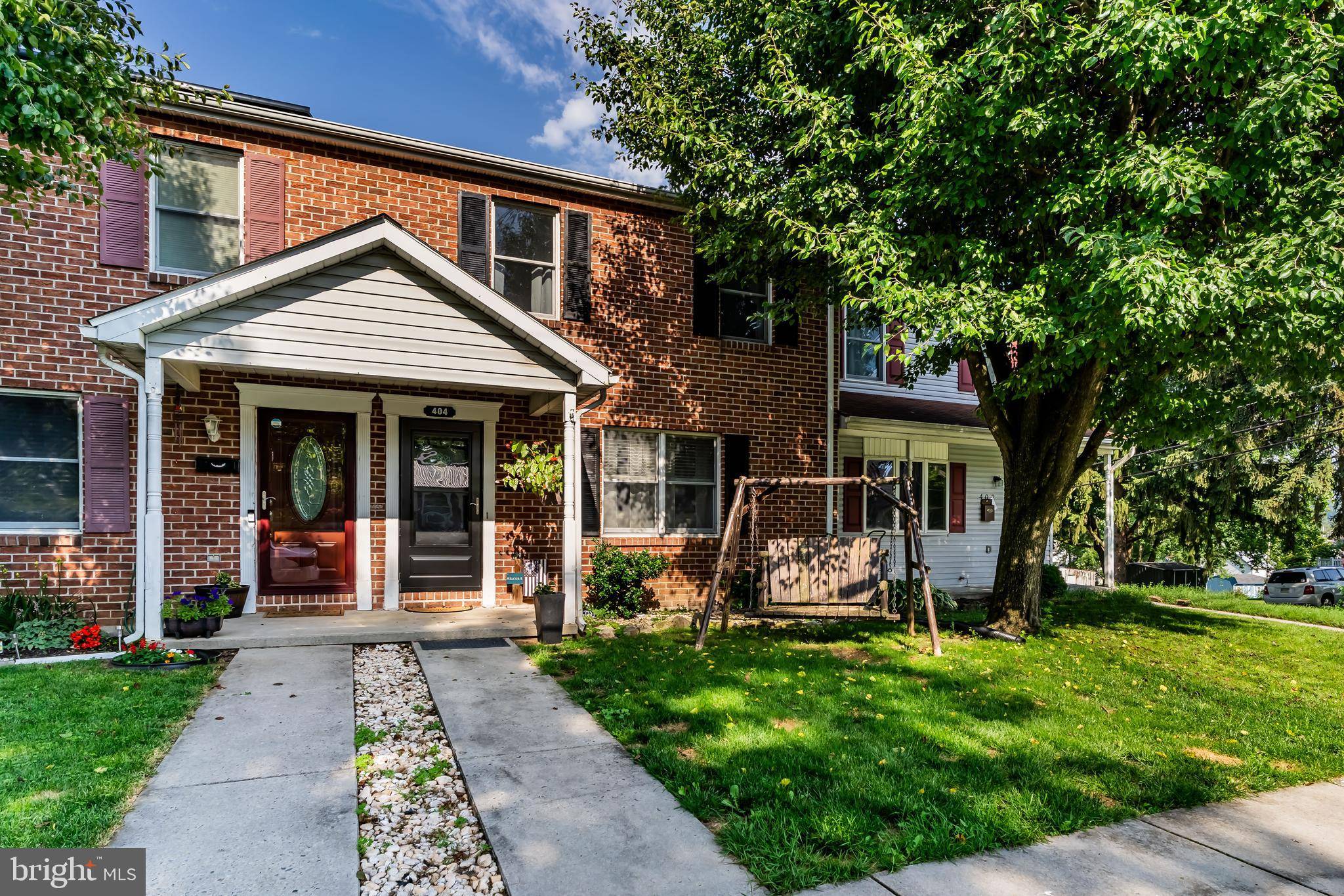 Mount Holly Springs, PA 17065,404 N WALNUT ST