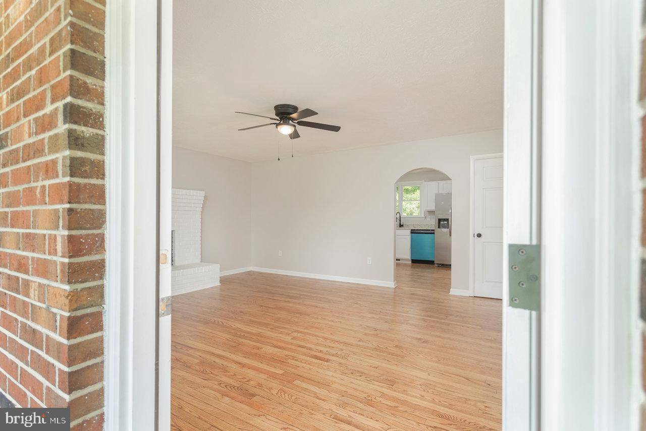 Luray, VA 22835,1678 PINEY HILL RD