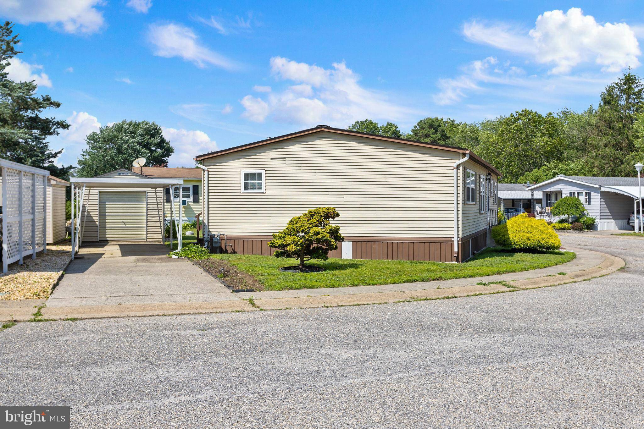 Jackson, NJ 08527,115 DOUGLAS DR