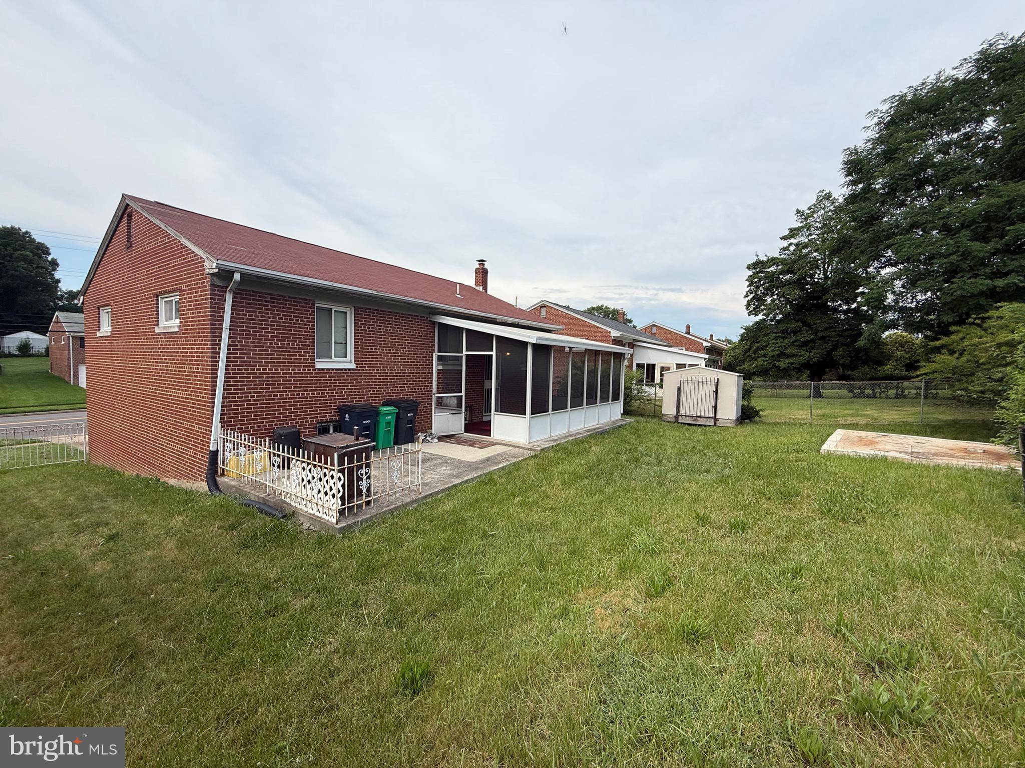 Temple Hills, MD 20748,2521 SAINT CLAIR DR