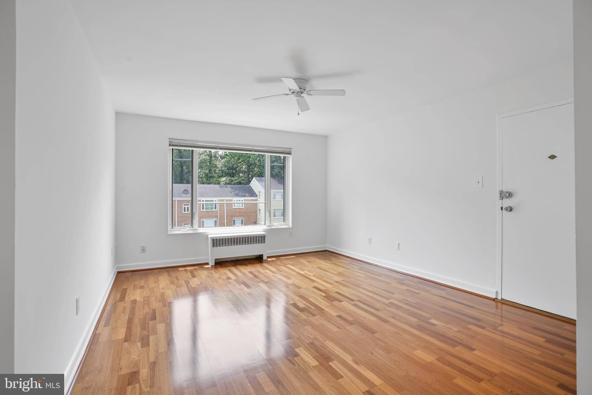 Bethesda, MD 20814,10411 MONTROSE AVE #10411